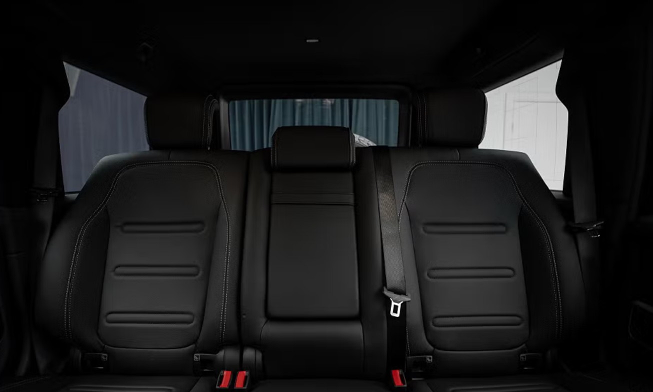 MERCEDES-BENZ G 450d 9G-Tronic-image-4