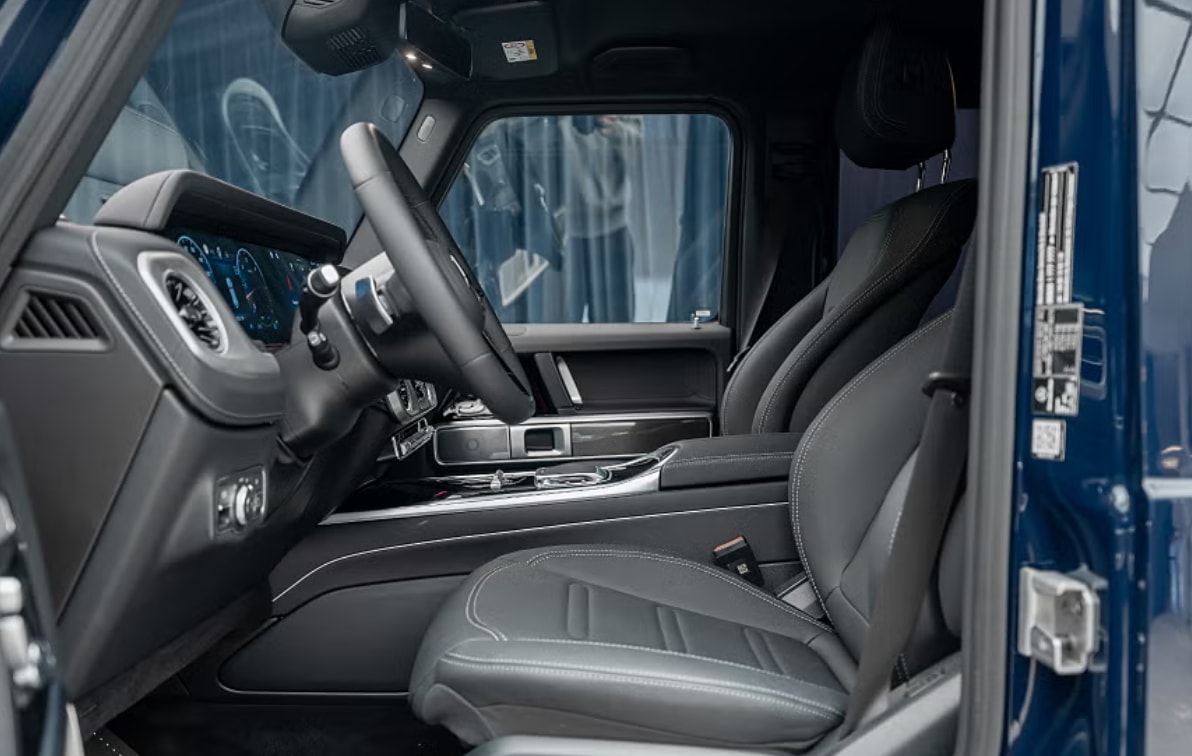 MERCEDES-BENZ G 450d 9G-Tronic-image-5