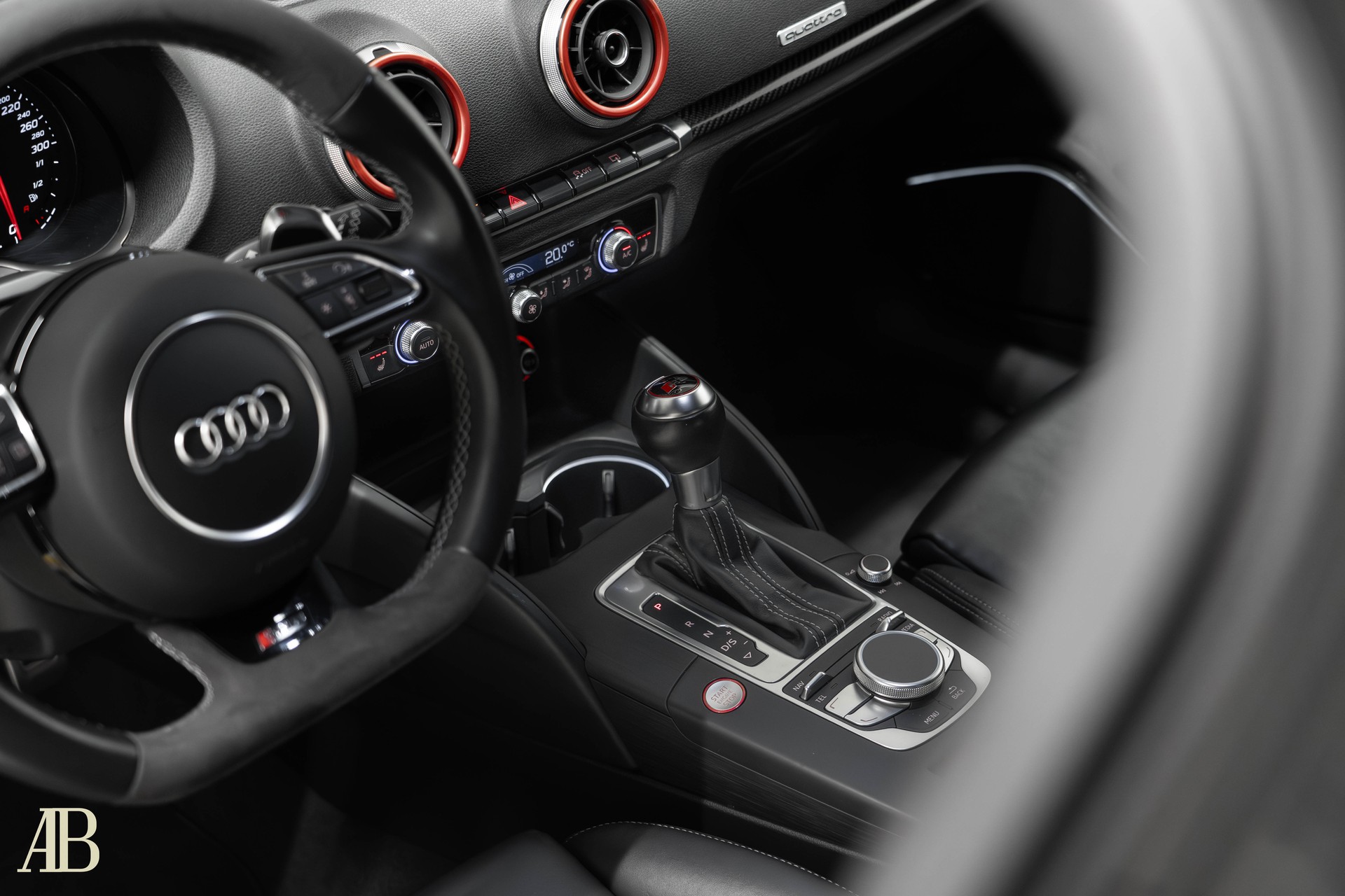 AUDI RS3 2.5 TSI quattro S-tronic - Ohne OPF - CH-Fahrzeug-image-10