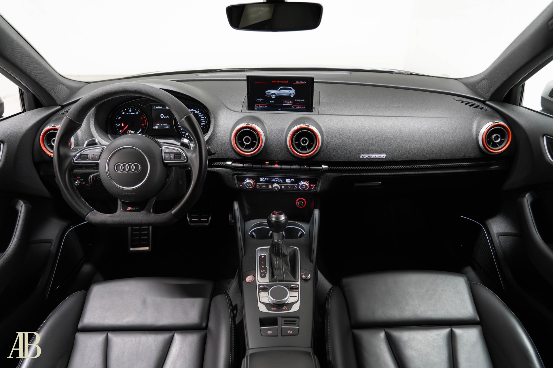 AUDI RS3 2.5 TSI quattro S-tronic - Ohne OPF - CH-Fahrzeug-image-12