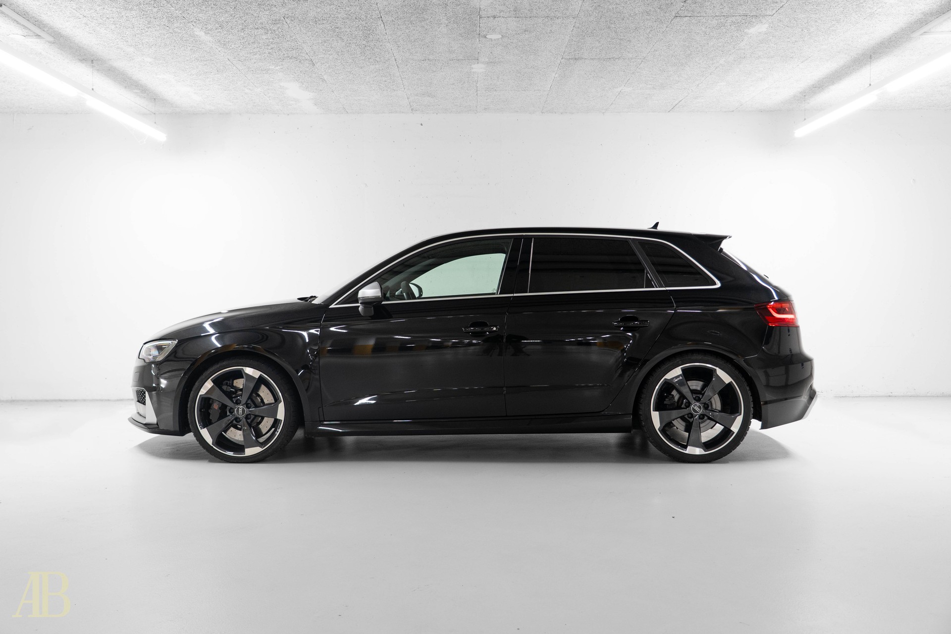AUDI RS3 2.5 TSI quattro S-tronic - Ohne OPF - CH-Fahrzeug-image-3