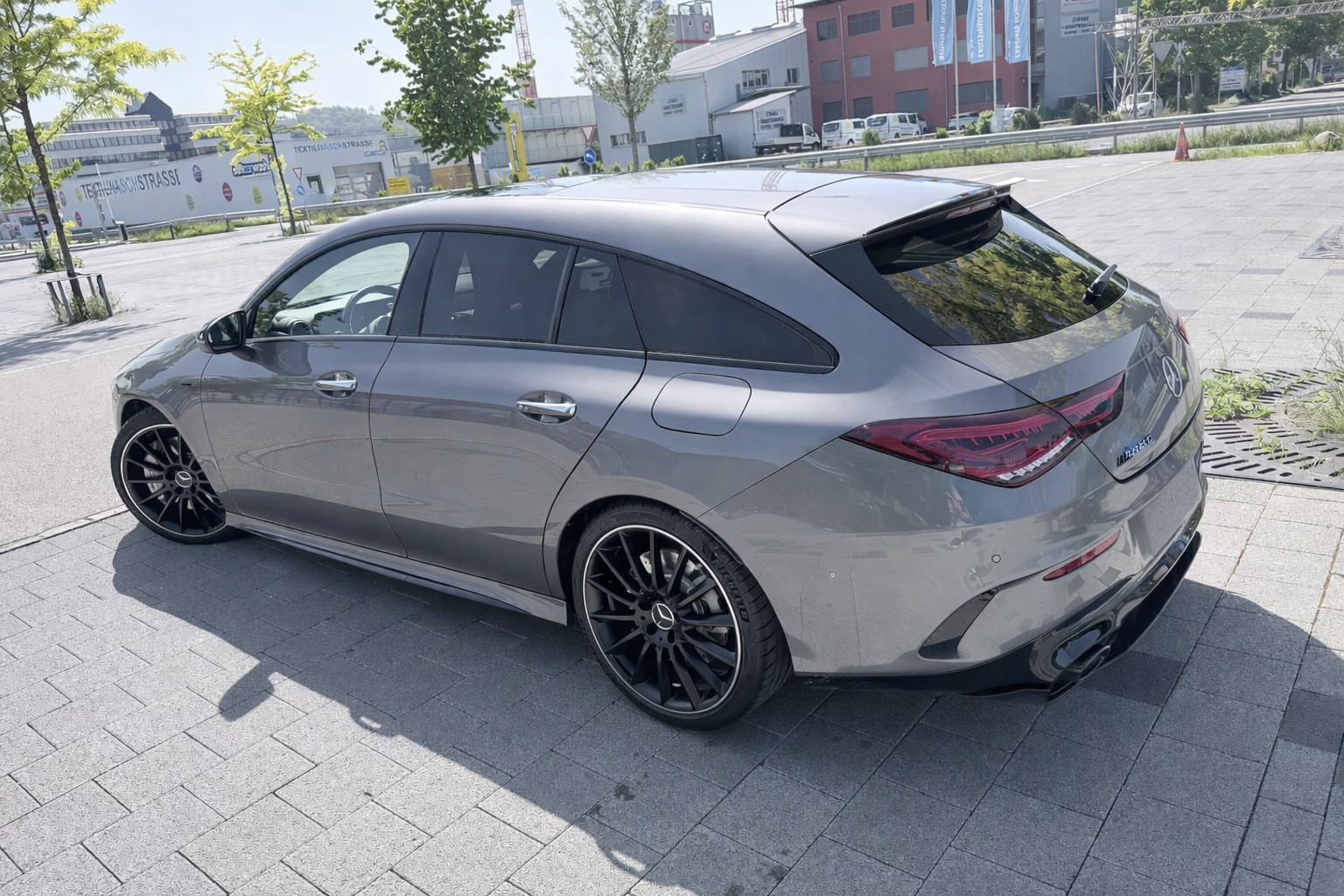 MERCEDES-BENZ CLA 35 AMG 4Matic 7G-DCT Shooting Brake-image-1