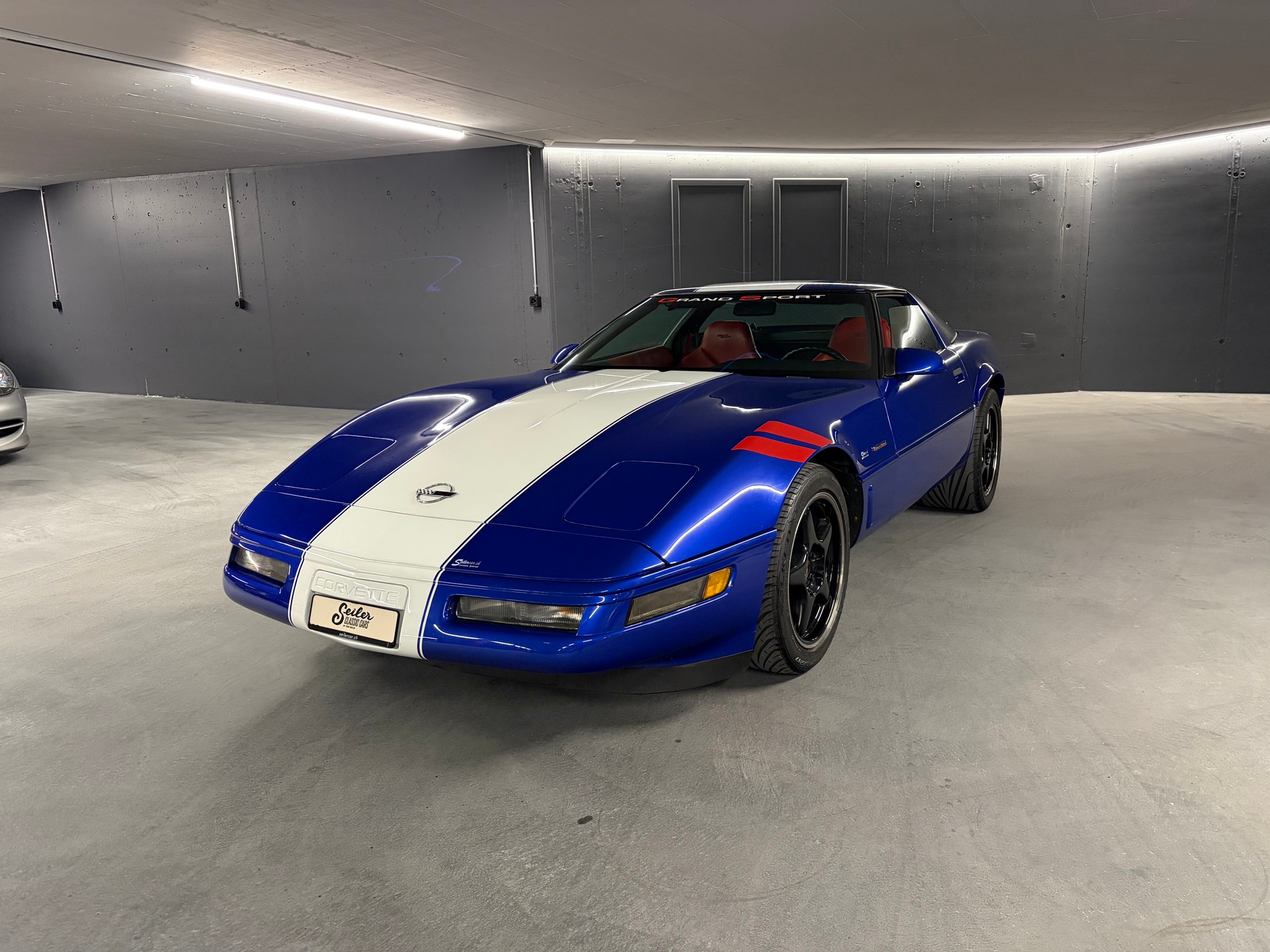 CHEVROLET Corvette GRAND SPORT