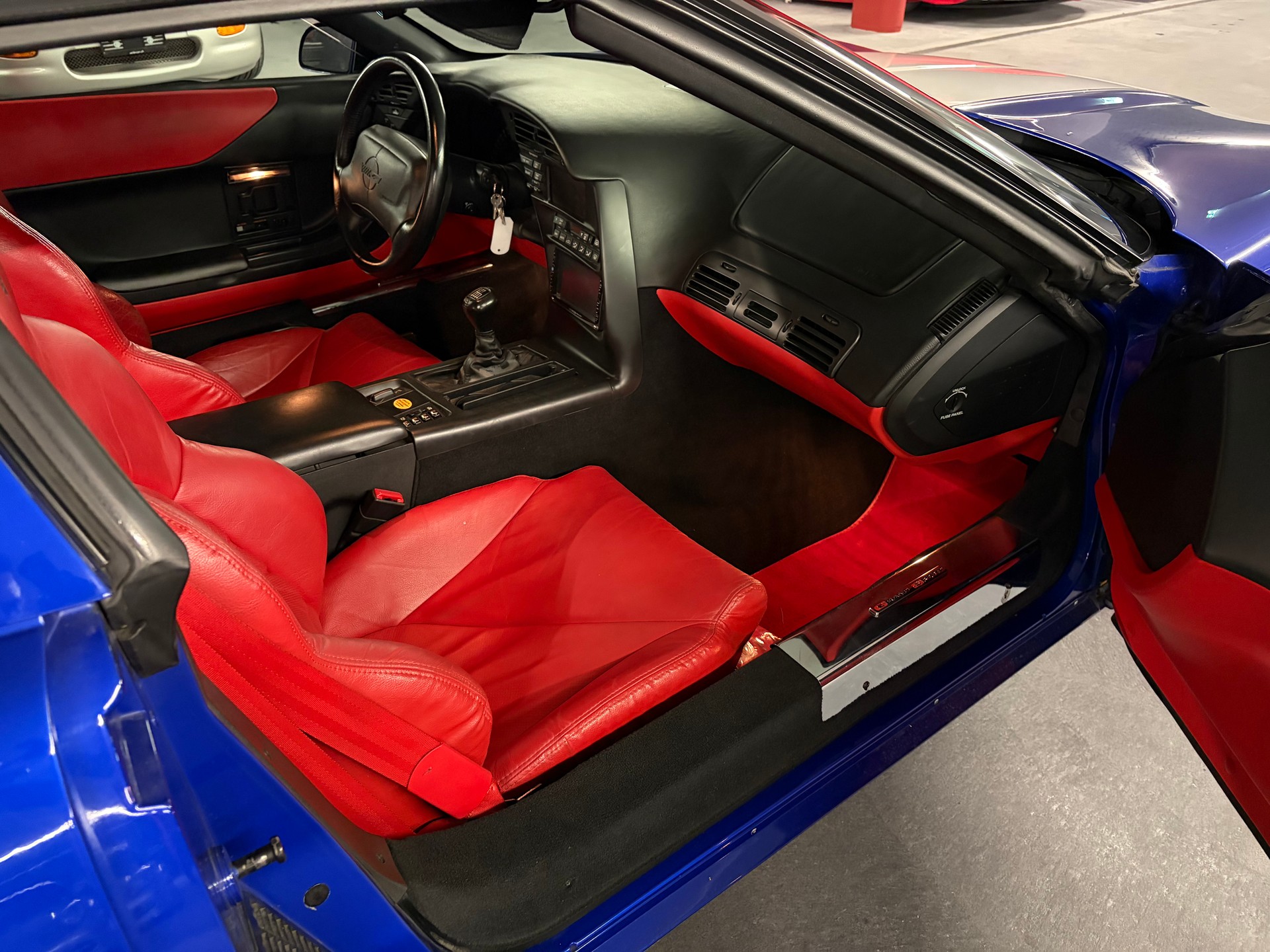 CHEVROLET Corvette GRAND SPORT-image-12