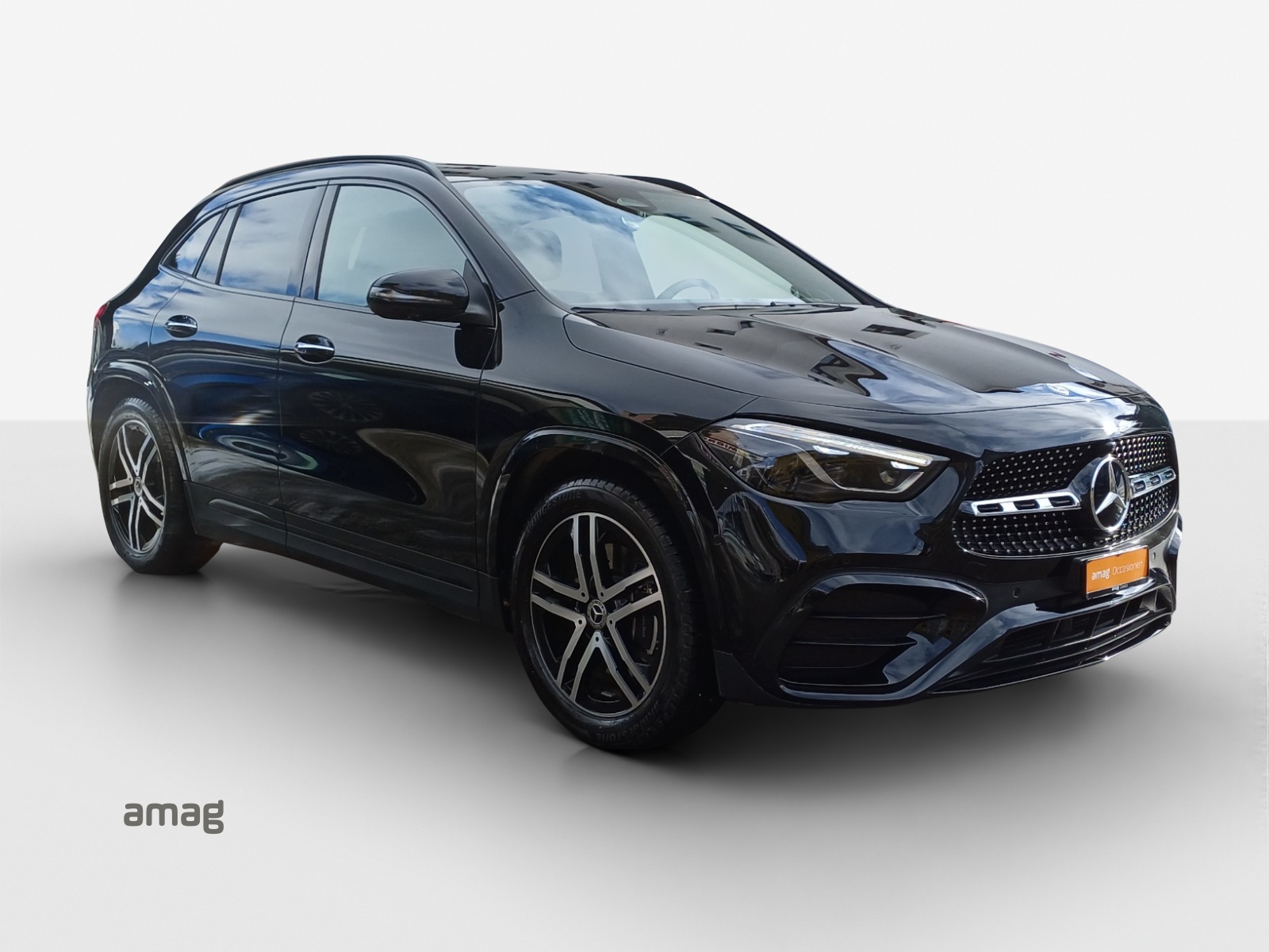 MERCEDES-BENZ GLA 250 4Matic 8G-DCT-image-5