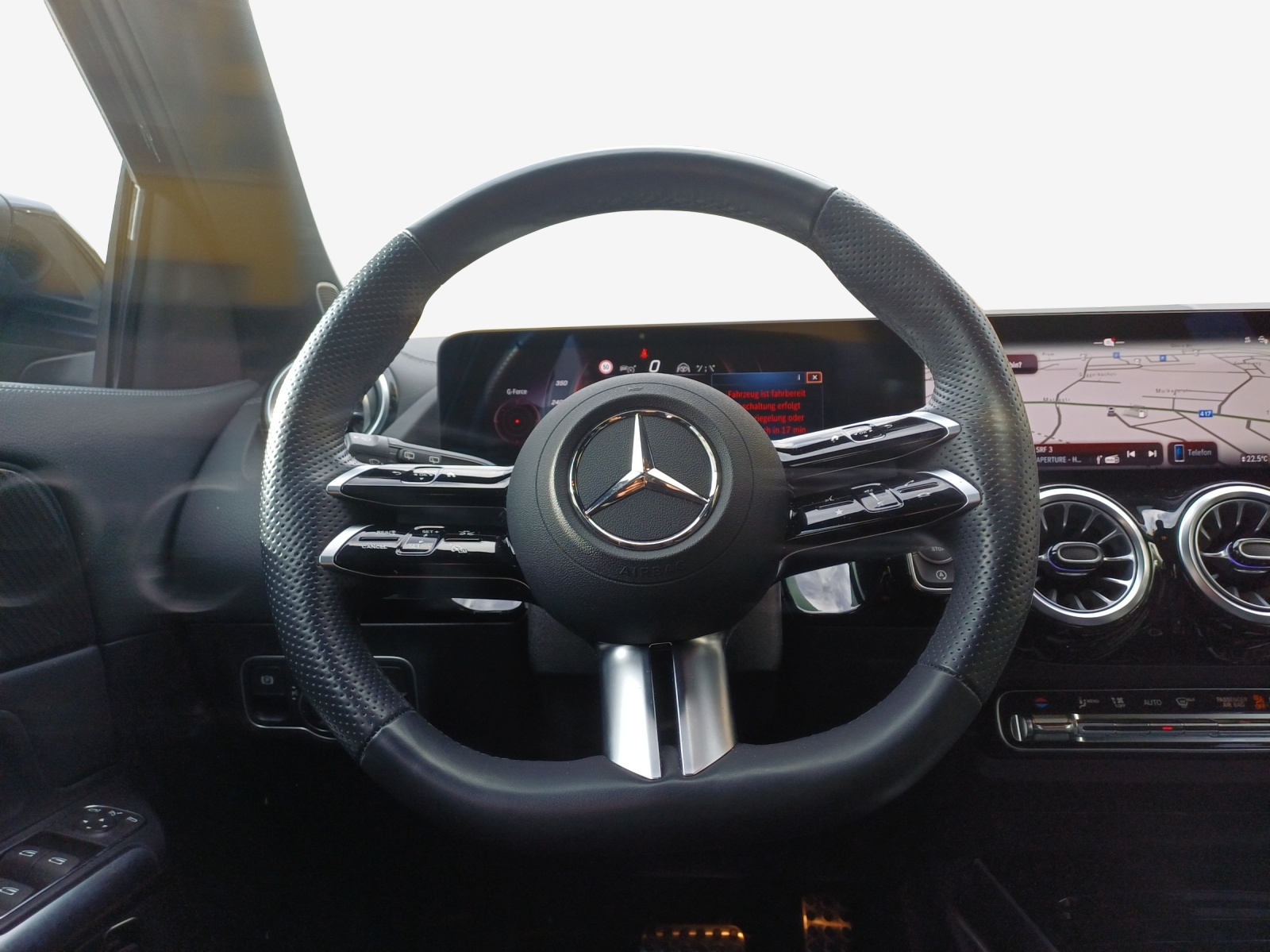 MERCEDES-BENZ GLA 250 4Matic 8G-DCT-image-9