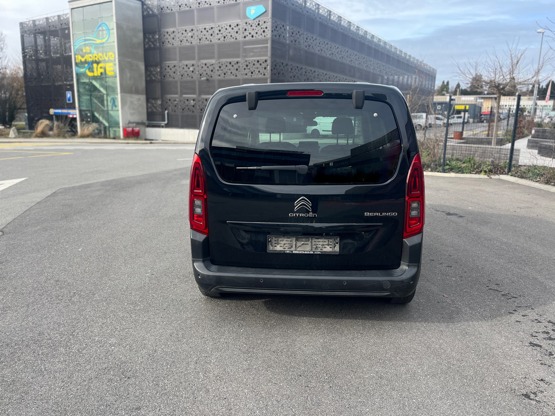 CITROEN Berlingo 1.2i PureTech Feel-image-4