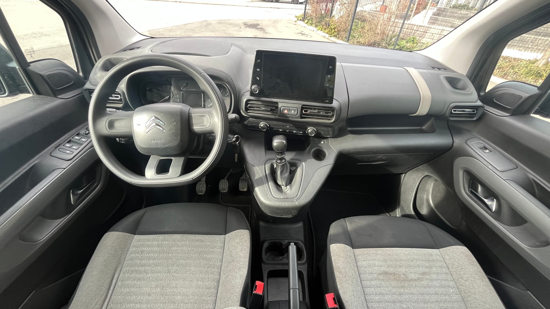 CITROEN Berlingo 1.2i PureTech Feel-image-6