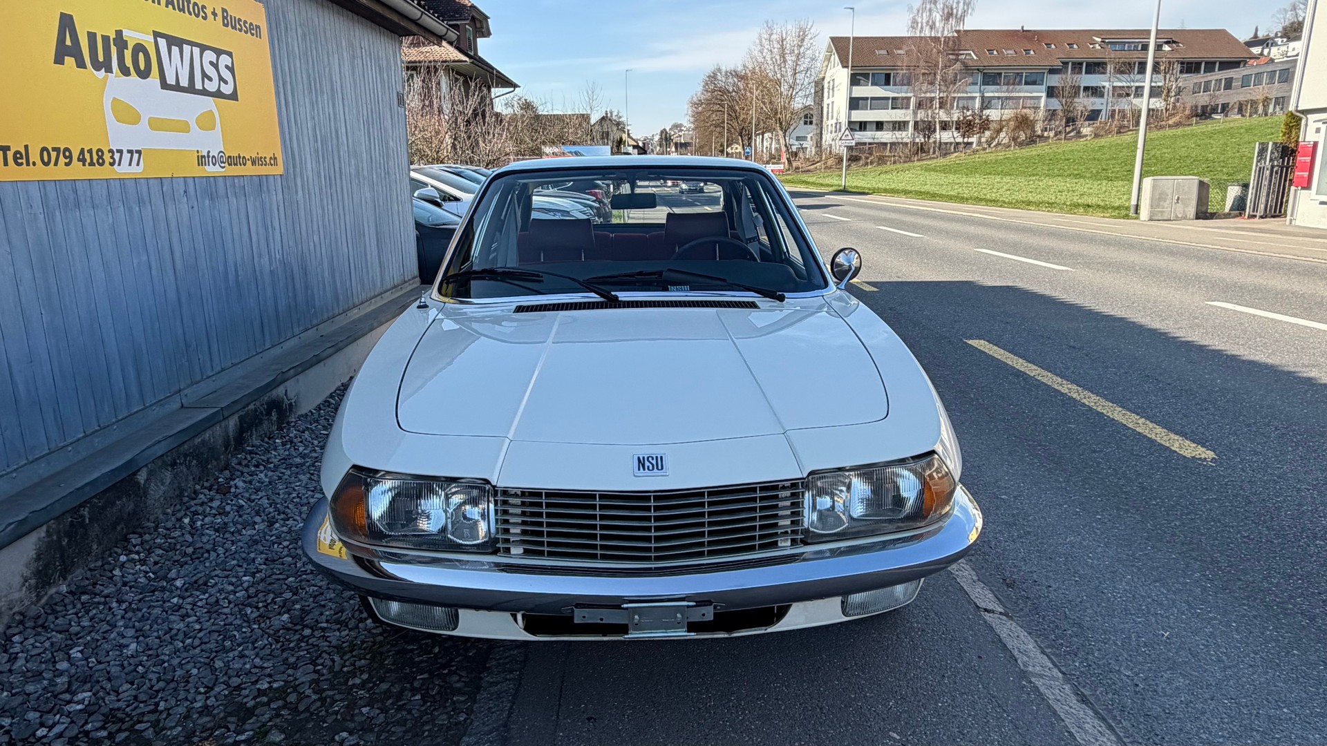 NSU RO 80-showroom-element-1