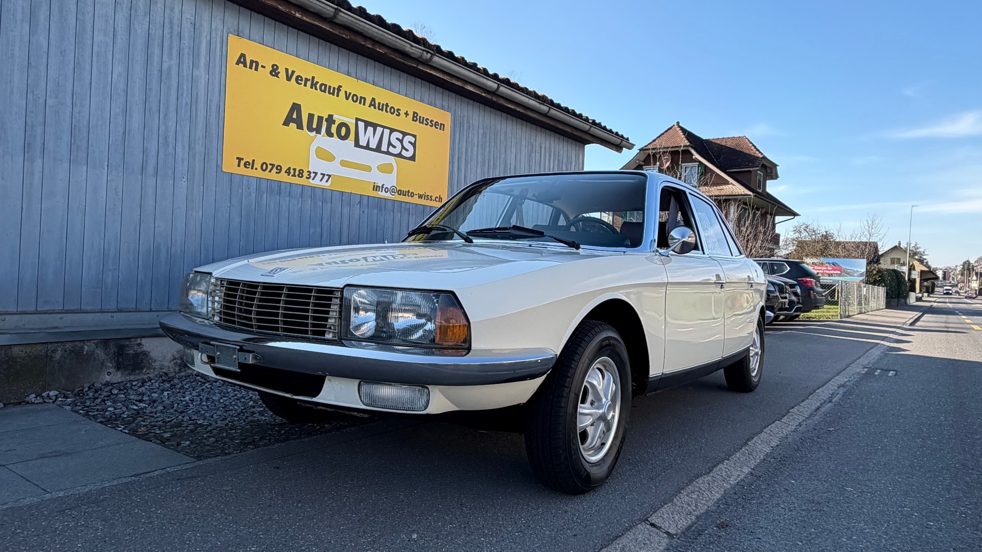 NSU RO 80-showroom-element-2