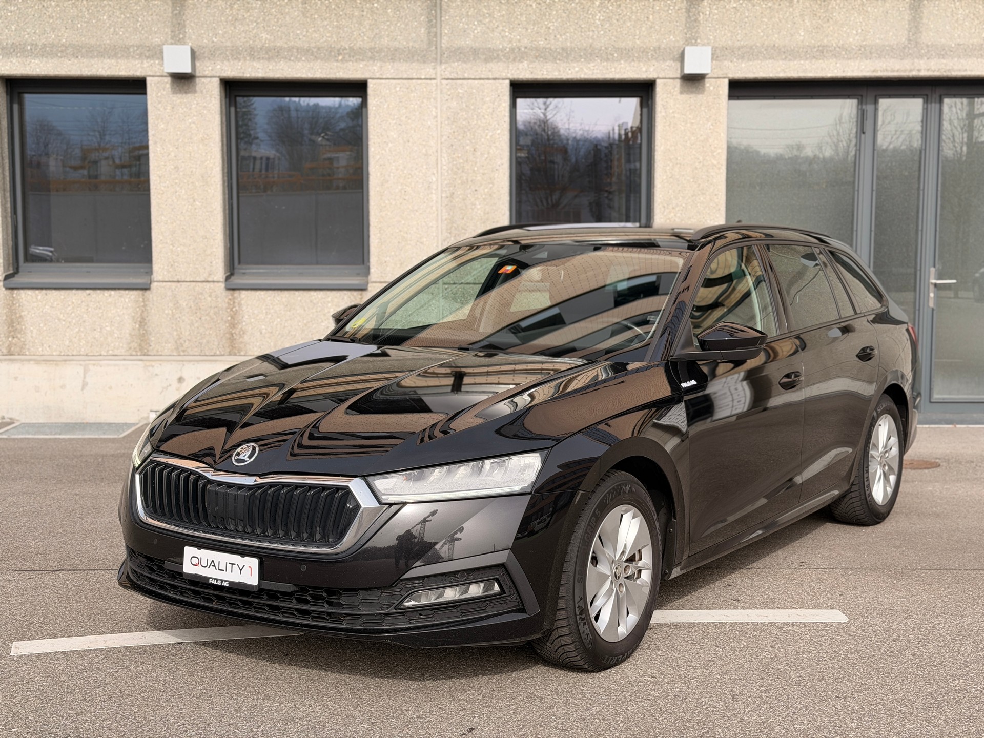 SKODA Octavia Combi 2.0 TDI DSG Ambition