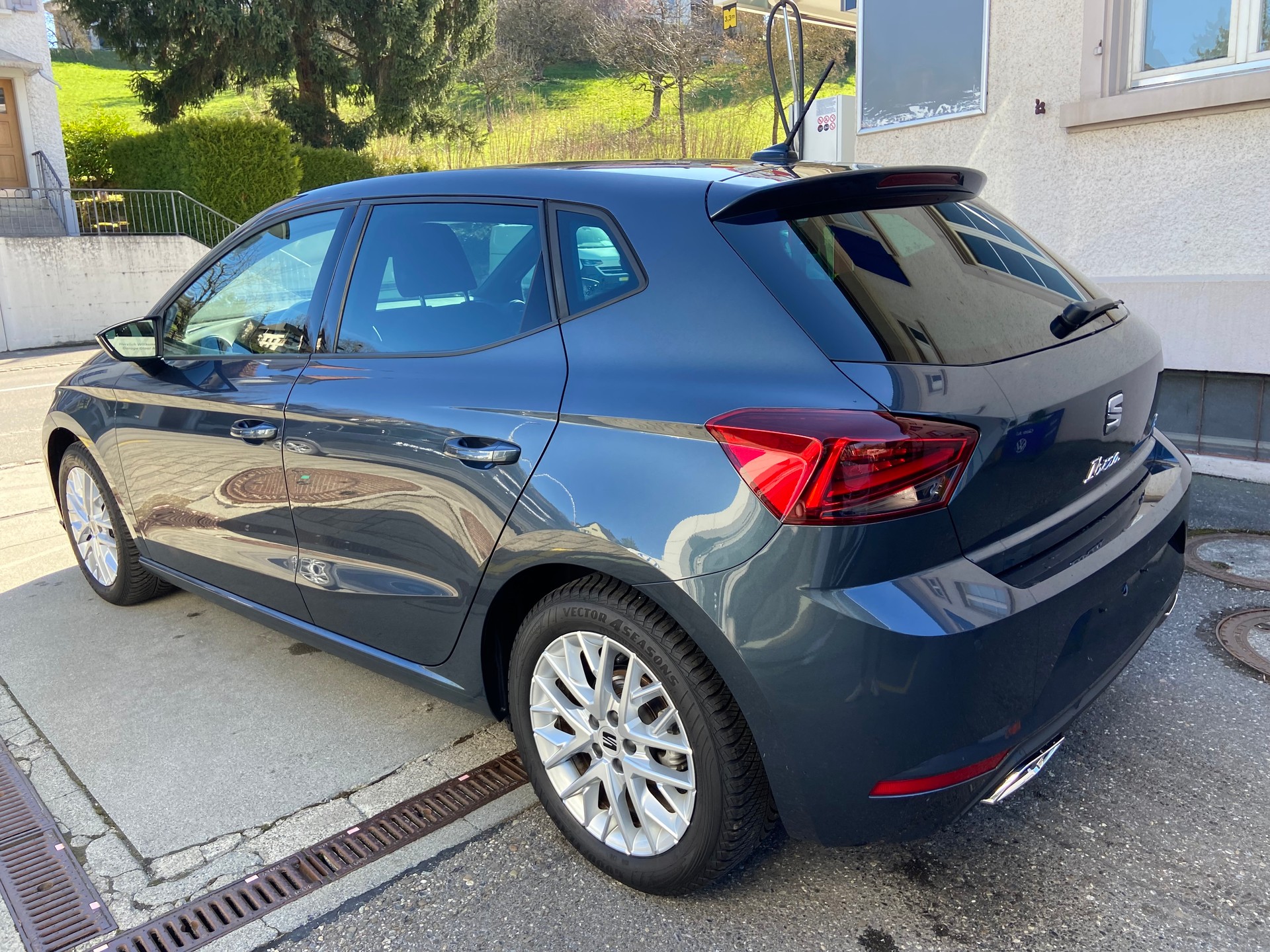 SEAT Ibiza 1.0 EcoTSI FR DSG-showroom-element-3