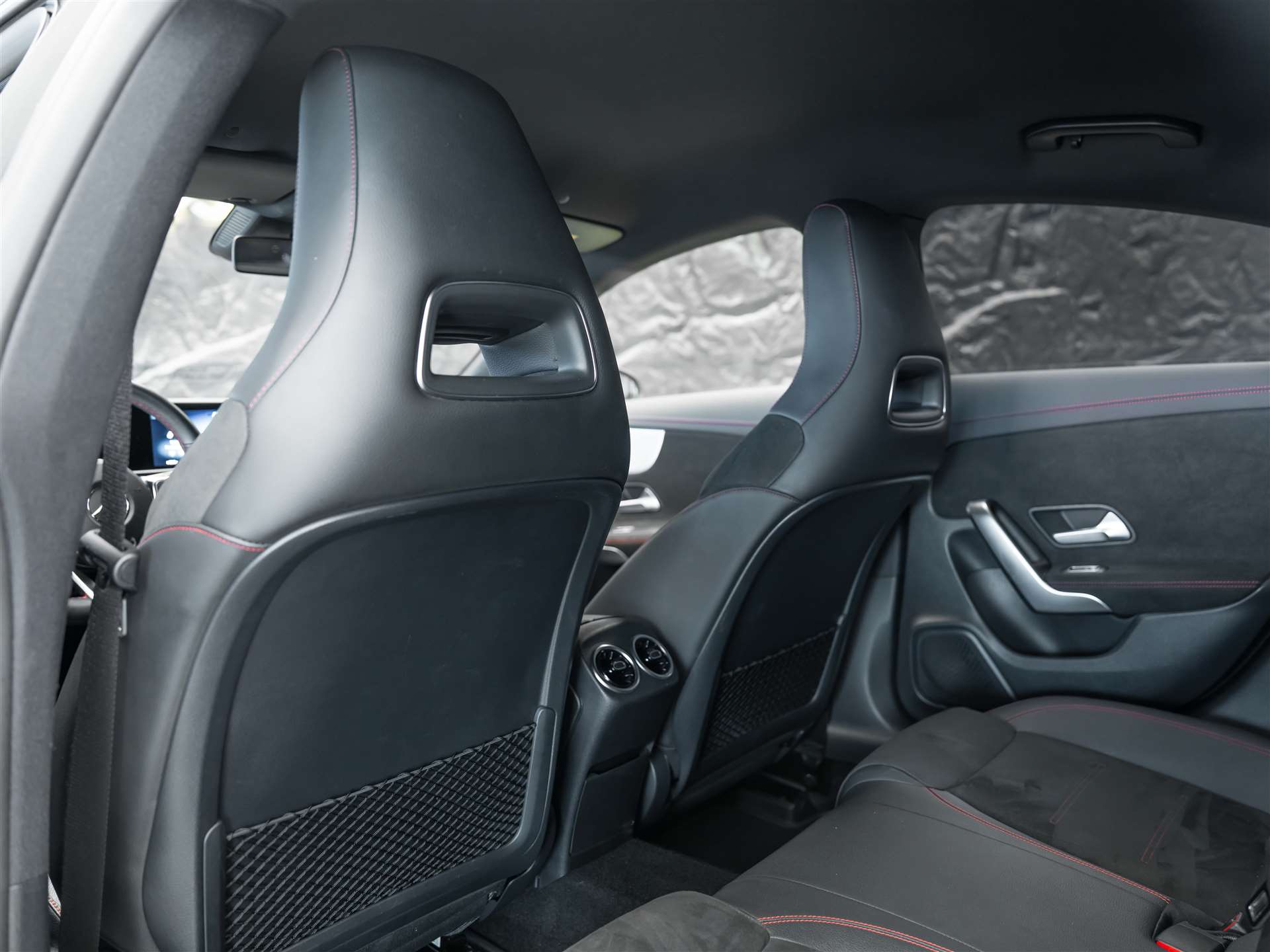 MERCEDES-BENZ CLA 200 AMG Line 7G-DCT *Ambientebeleuchtung*Kamera*-image-11