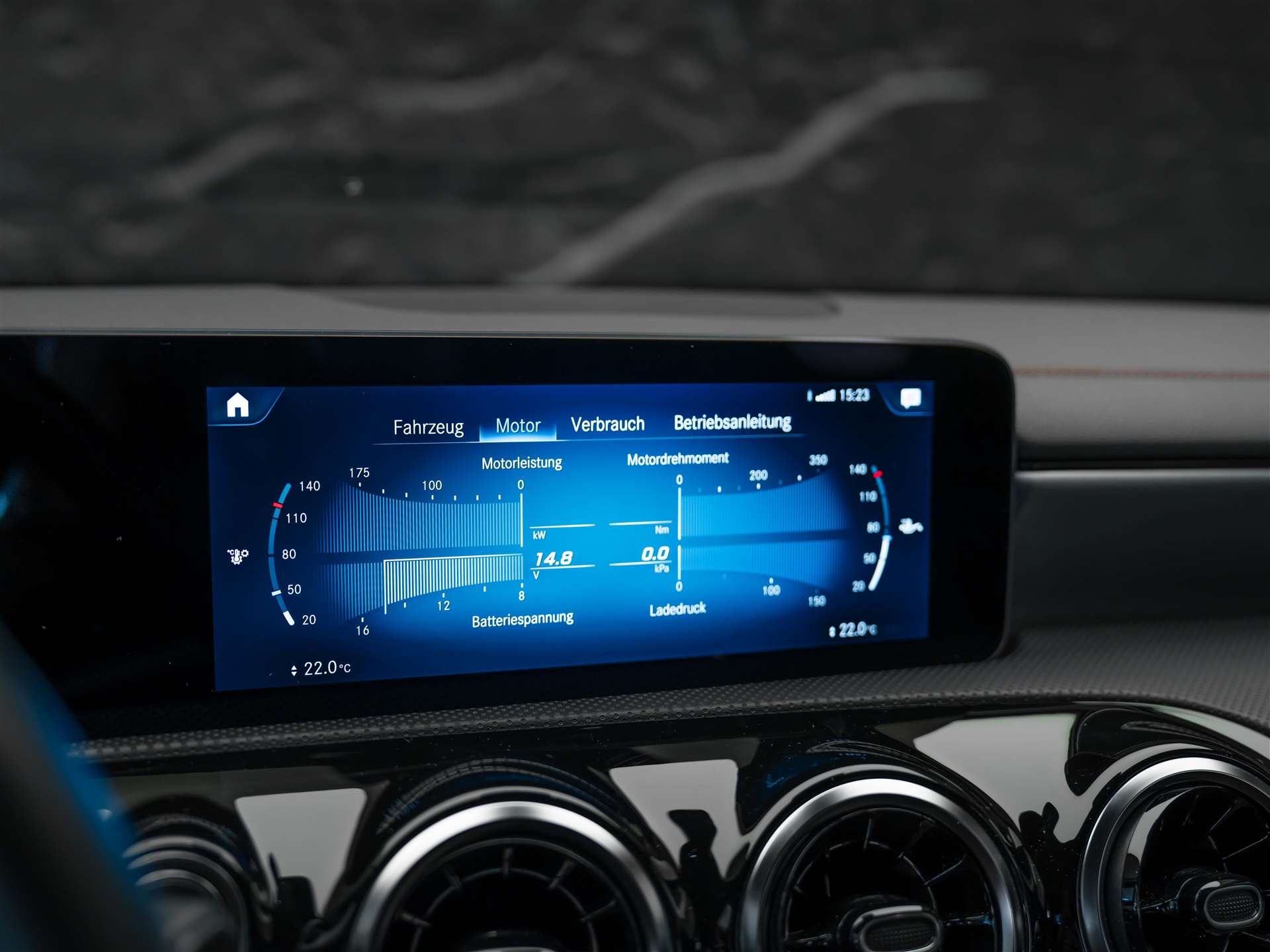 MERCEDES-BENZ CLA 200 AMG Line 7G-DCT *Ambientebeleuchtung*Kamera*-image-41