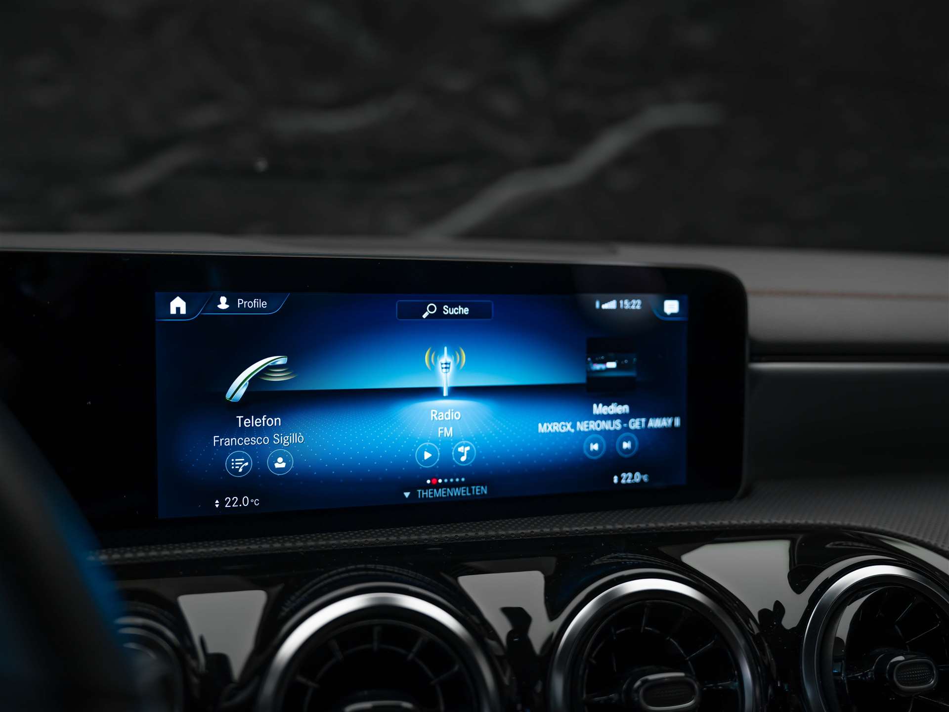 MERCEDES-BENZ CLA 200 AMG Line 7G-DCT *Ambientebeleuchtung*Kamera*-image-33