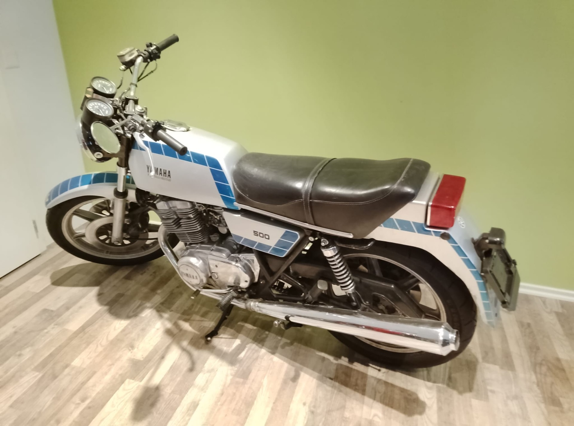 YAMAHA 1H2-image-1
