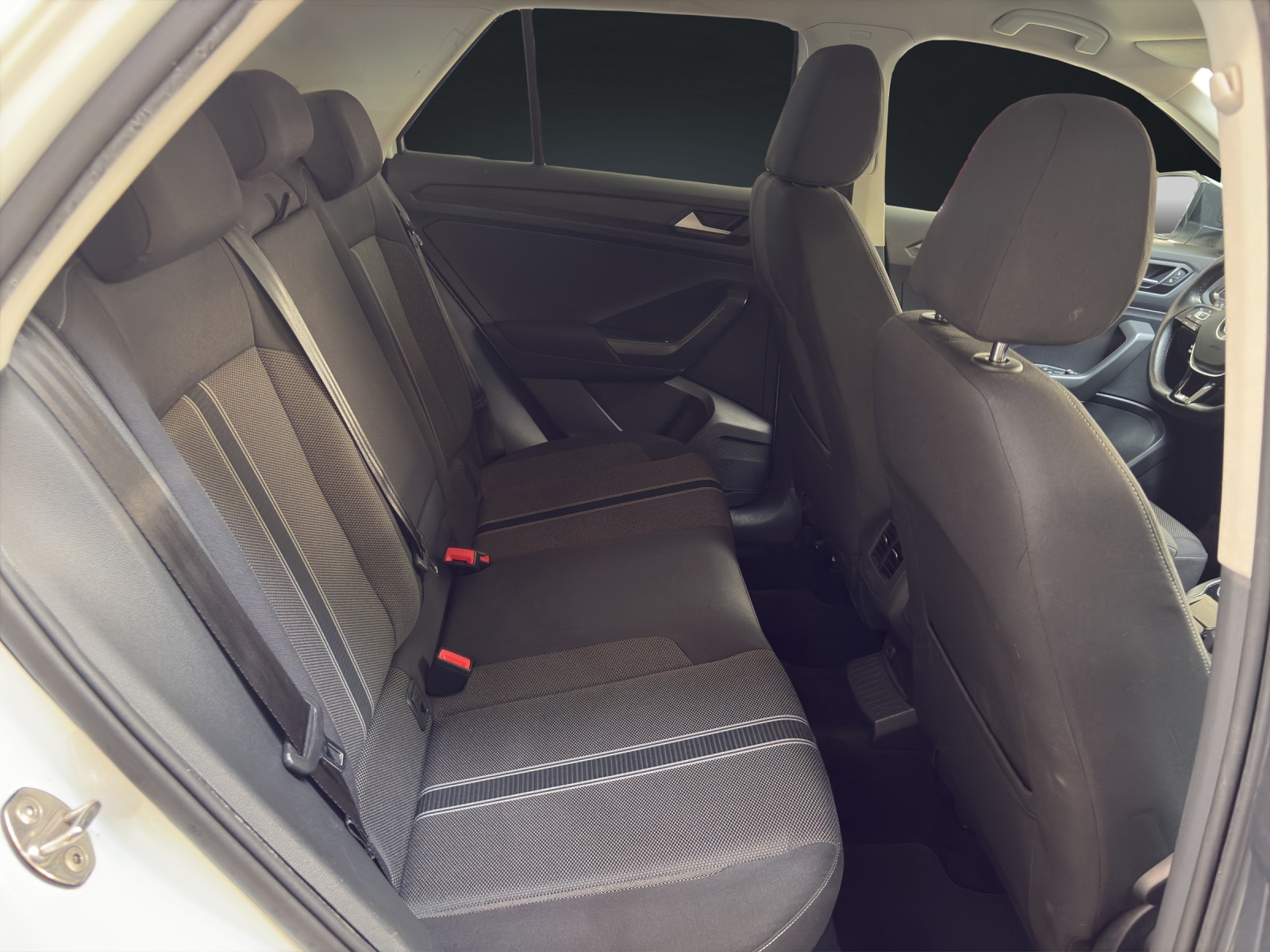 VW T-Roc 1.5 TSI EVO Advance DSG-image-14
