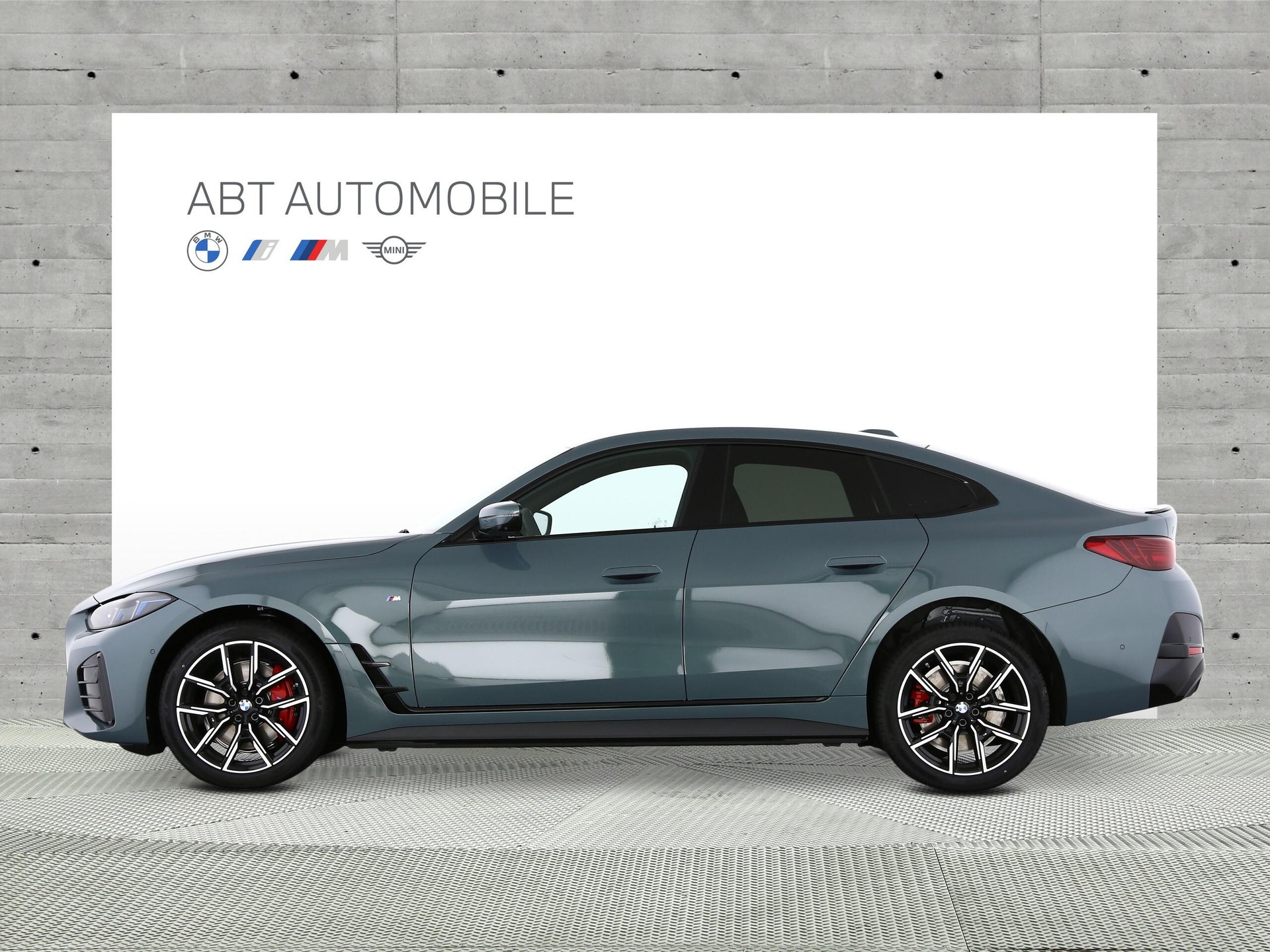 BMW i4 xDrive40-showroom-element-1