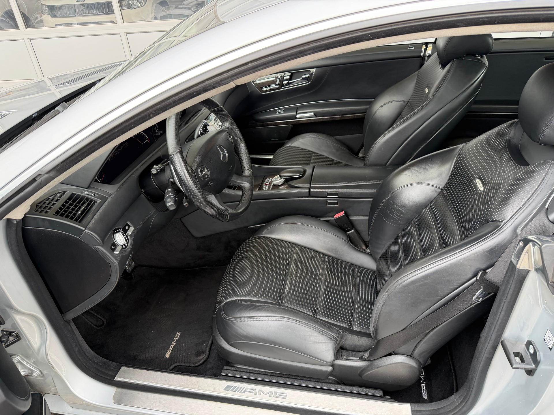 MERCEDES-BENZ CL 63 AMG 7G-Tronic-image-7