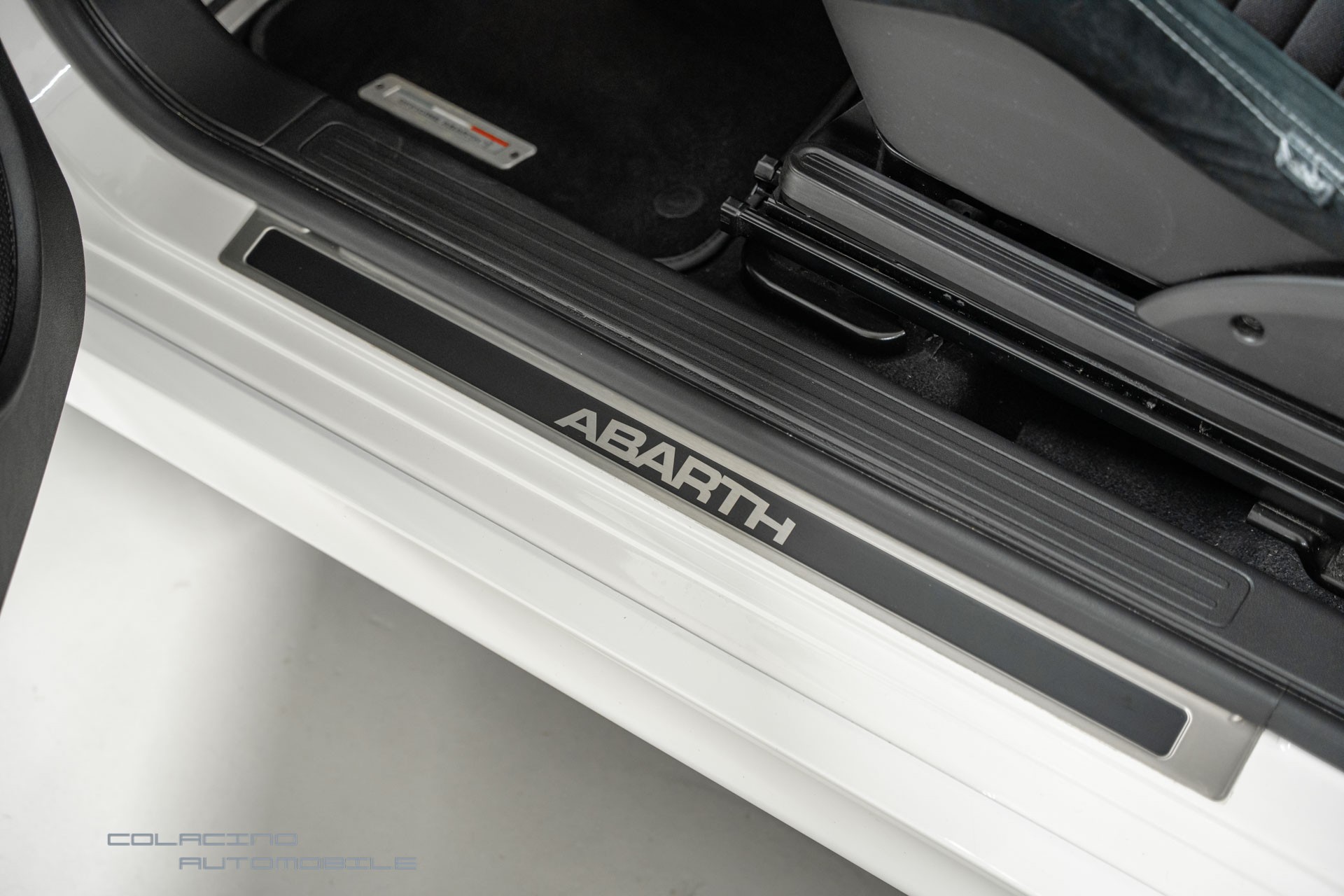 FIAT 595 1.4 16V Turbo Abarth Competizione Dualogic-image-17