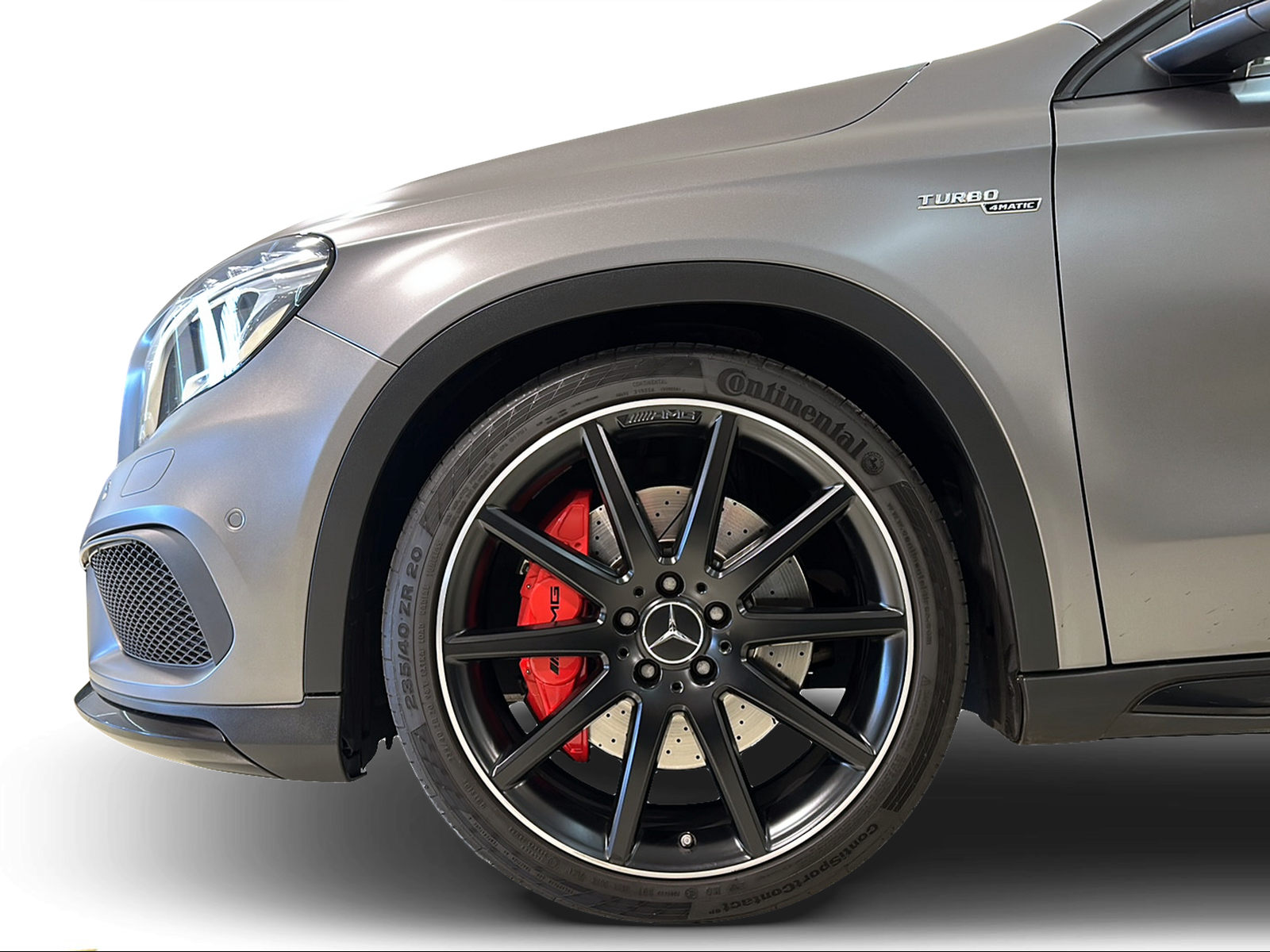 MERCEDES-BENZ GLA 45 AMG 4Matic 7G-DCT-image-4
