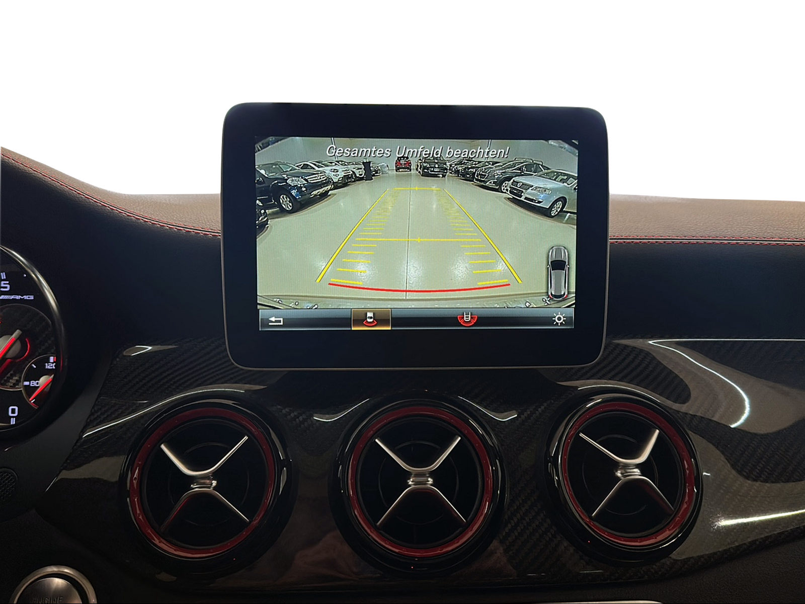 MERCEDES-BENZ GLA 45 AMG 4Matic 7G-DCT-image-17