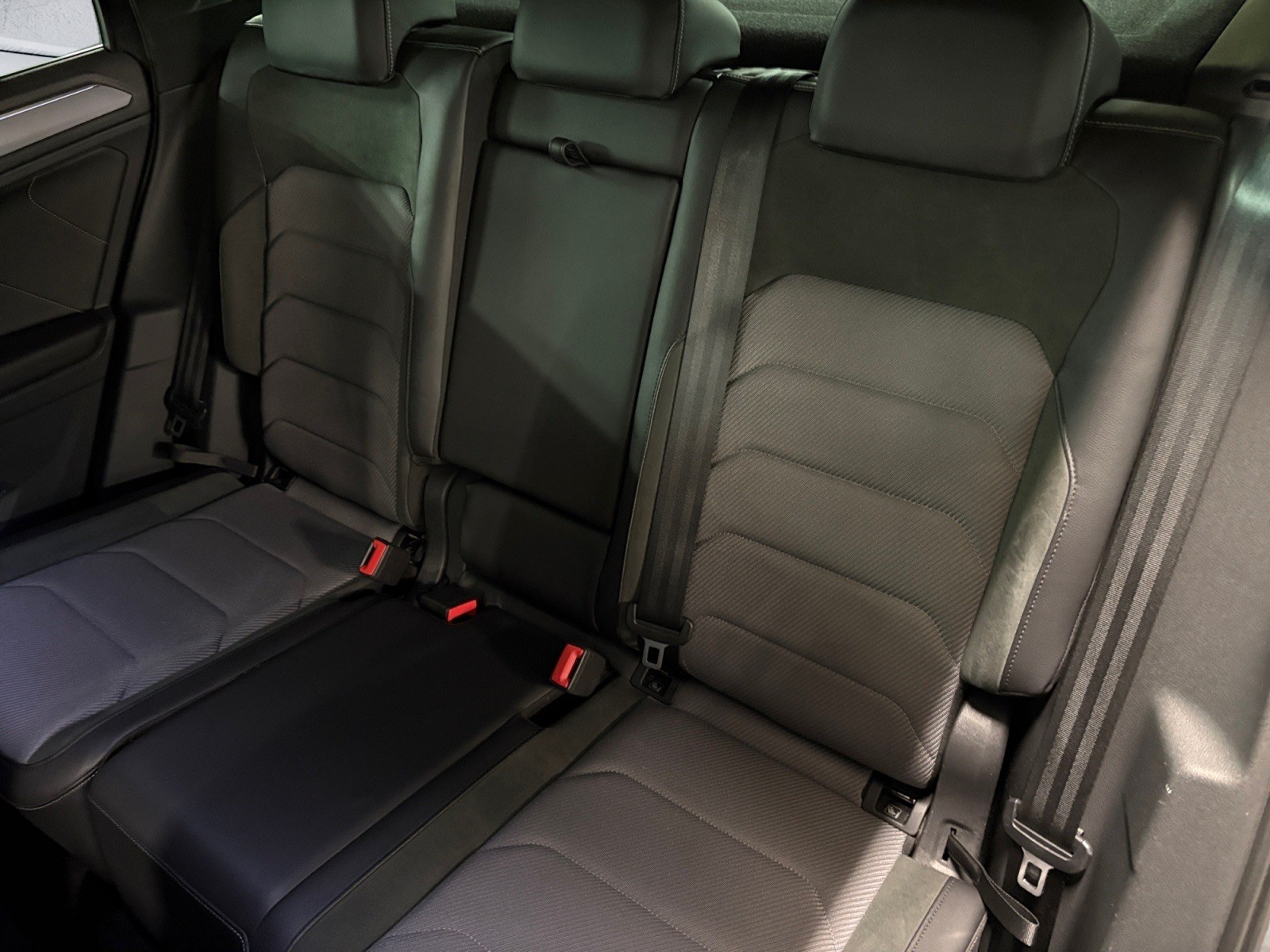 VW Tiguan 2.0TSI Highline 4Motion DSG-image-14