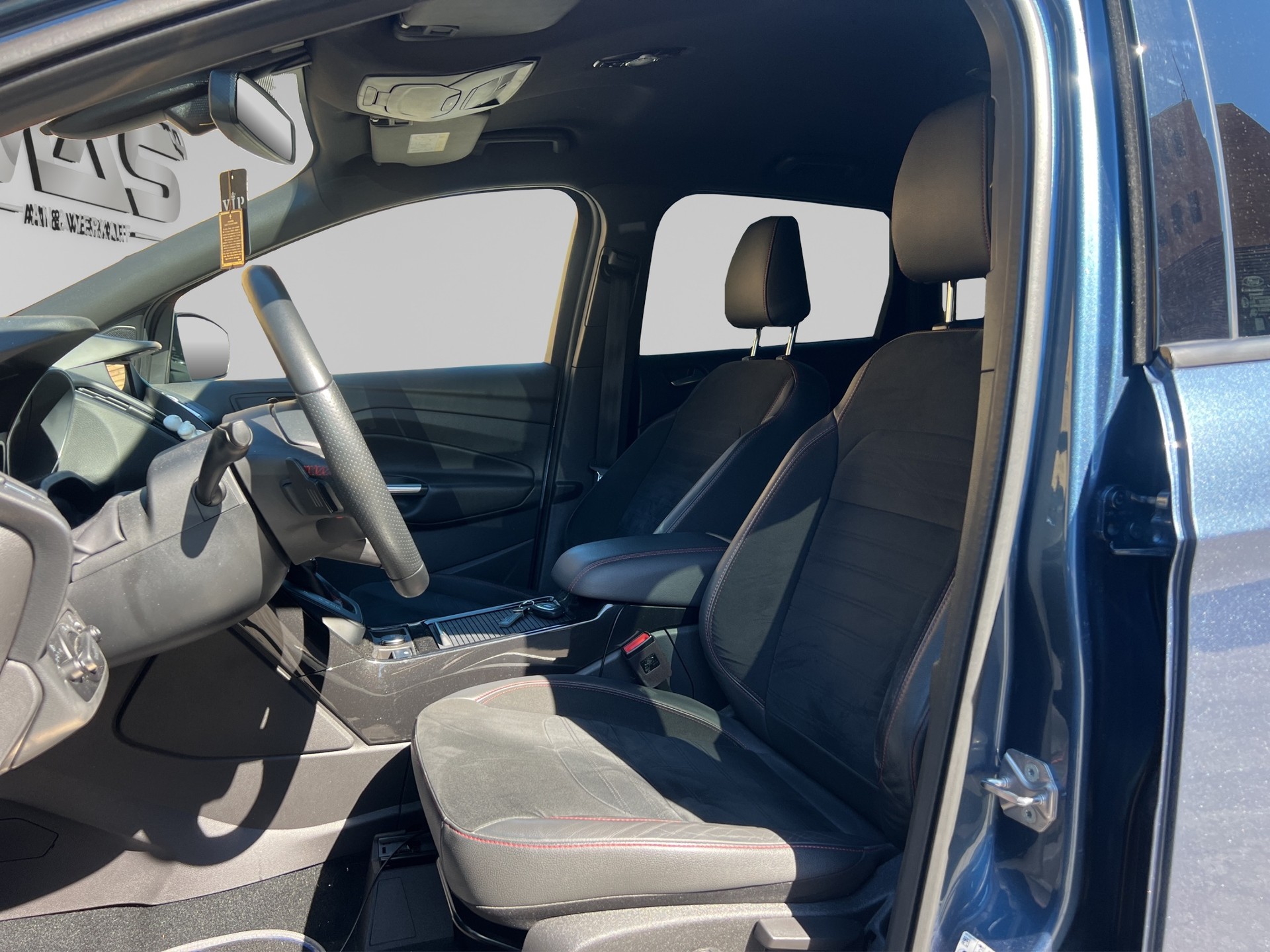 FORD Kuga 2.0 TDCi Trend+ 4WD PowerShift-image-8