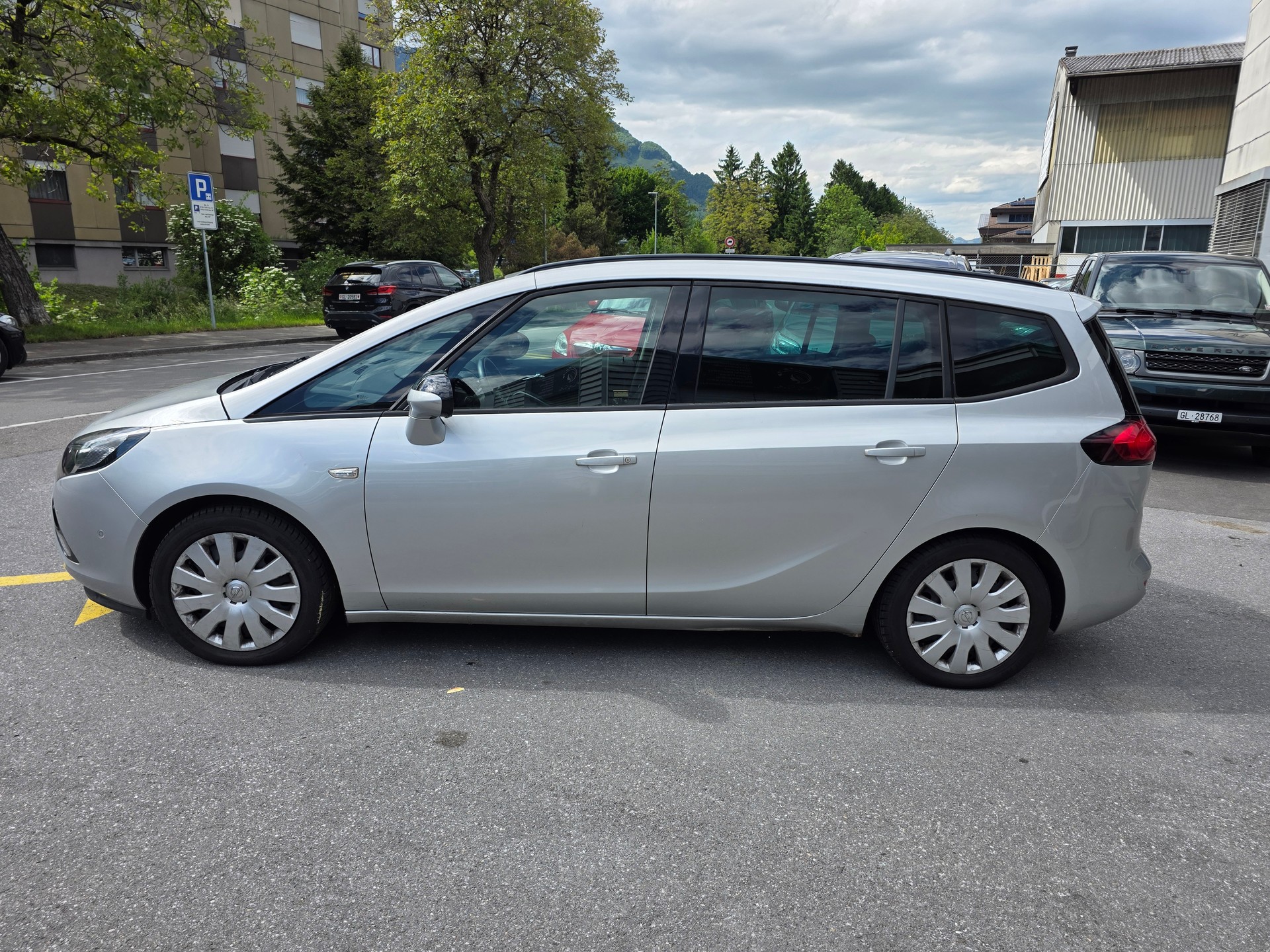 OPEL Zafira Tourer 1.4i 16V Enjoy / Frisch ab MFK-showroom-element-1