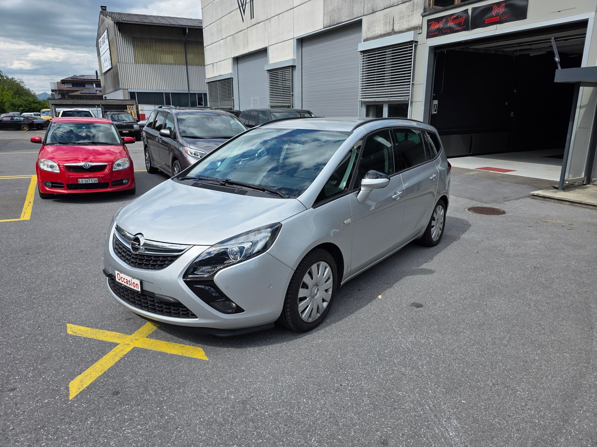 OPEL Zafira Tourer 1.4i 16V Enjoy / Frisch ab MFK
