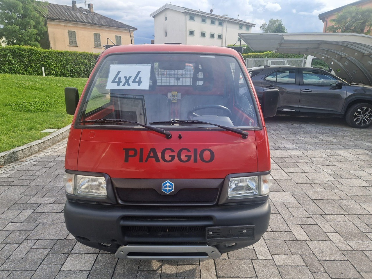 PIAGGIO Porter 1.3-16 4x4 - EX. Veicolo Esercito CH con SOLO KM. 3400 - PARI AL NUOVO !! - Ponte Ribaltabile 3 Lati "NUOVO"-image-2