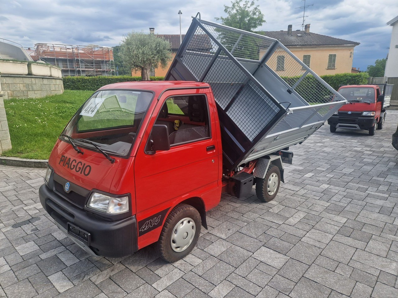 PIAGGIO Porter 1.3-16 4x4 - EX. Veicolo Esercito CH con SOLO KM. 3400 - PARI AL NUOVO !! - Ponte Ribaltabile 3 Lati "NUOVO"