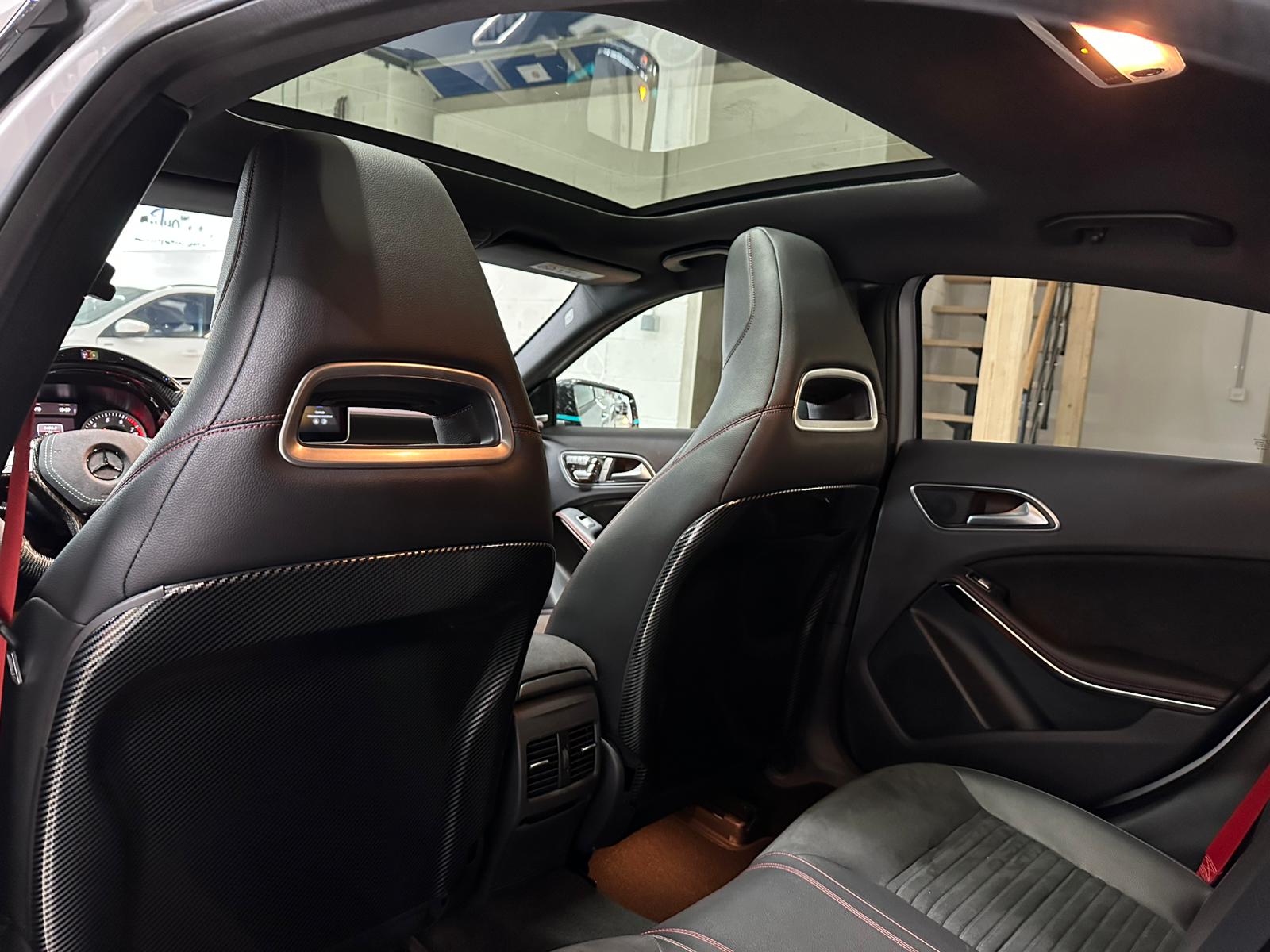MERCEDES-BENZ A 250 AMG Line 4Matic 7G-DCT-image-9