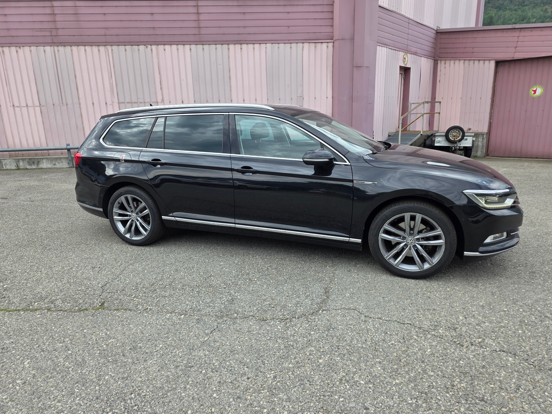 VW Passat Variant 2.0 TDI SCR BMT Highline DSG-image-3