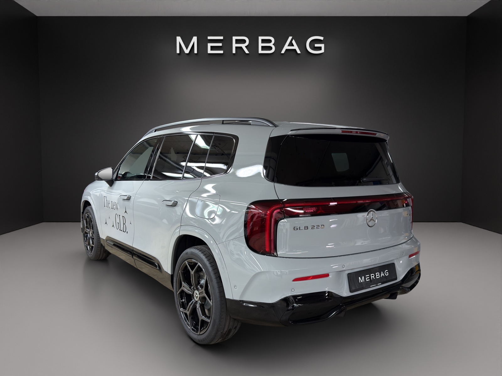 MERCEDES-BENZ GLB 220 4Matic 8G-Tronic-image-2