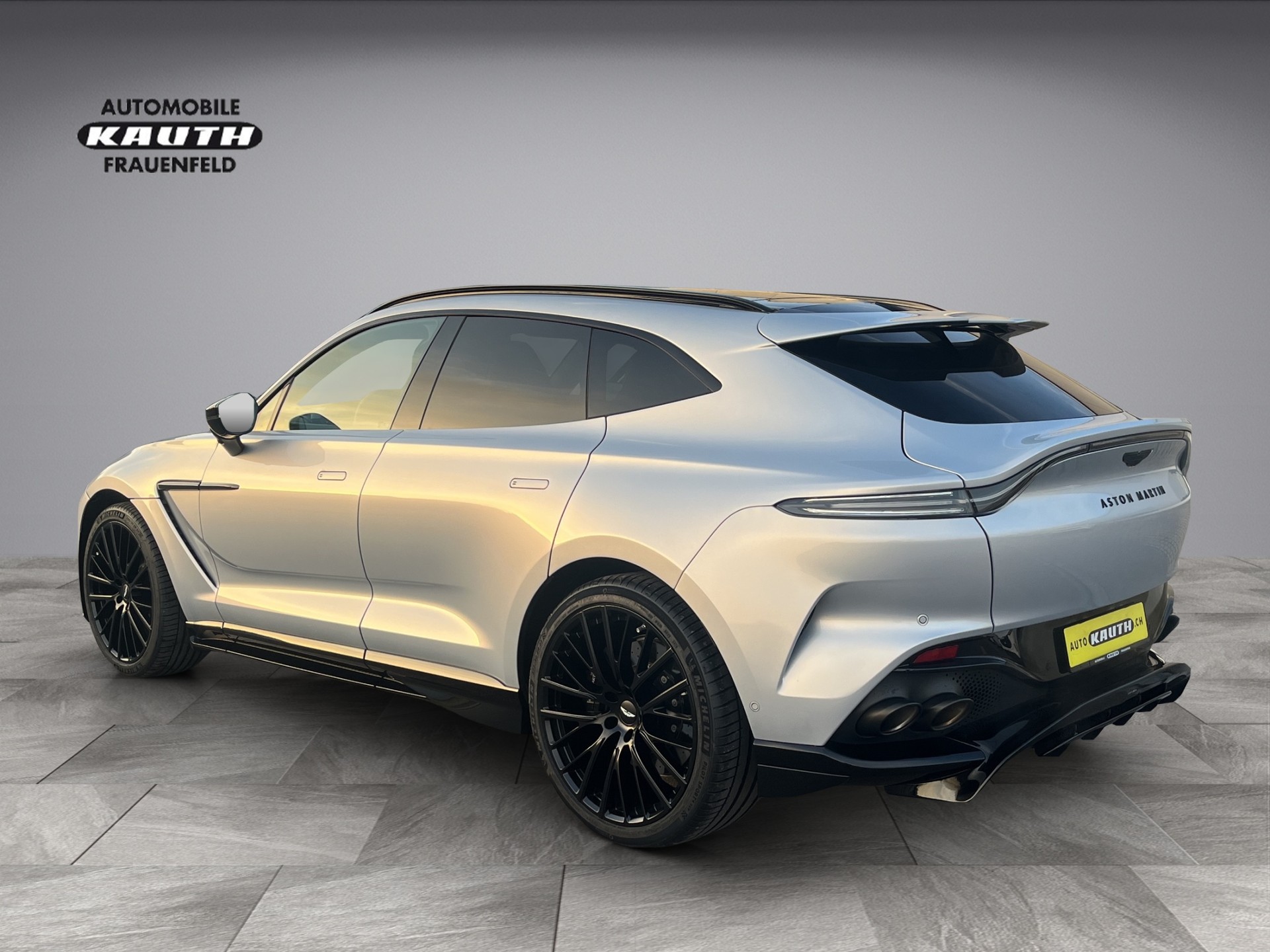 ASTON MARTIN DBX 4.0 V8*New Modell 707PS!!*-showroom-element-2