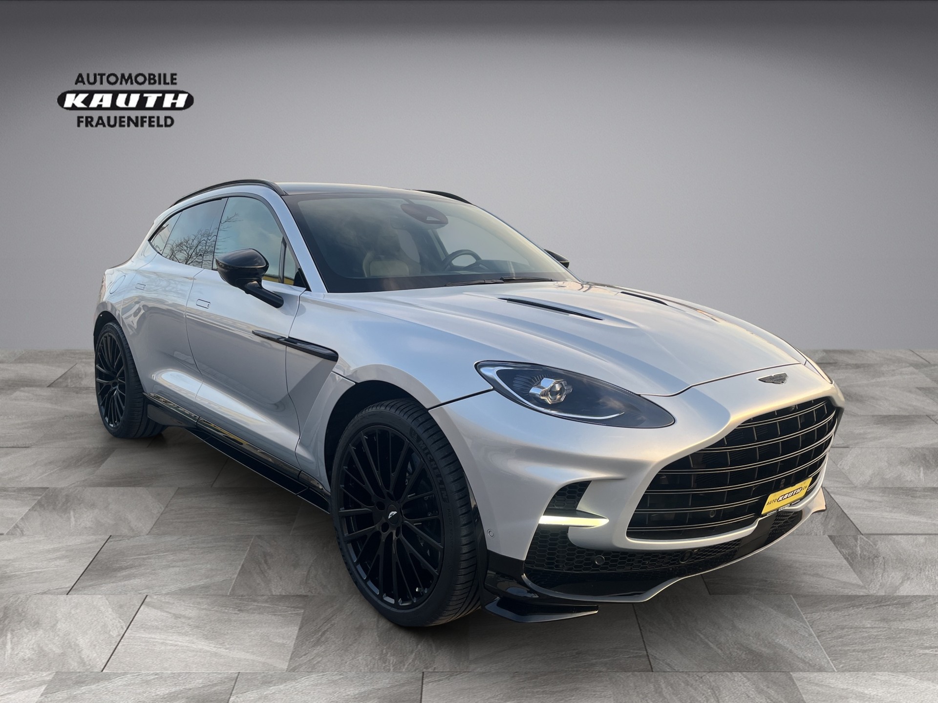 ASTON MARTIN DBX 4.0 V8*New Modell 707PS!!*-image-7