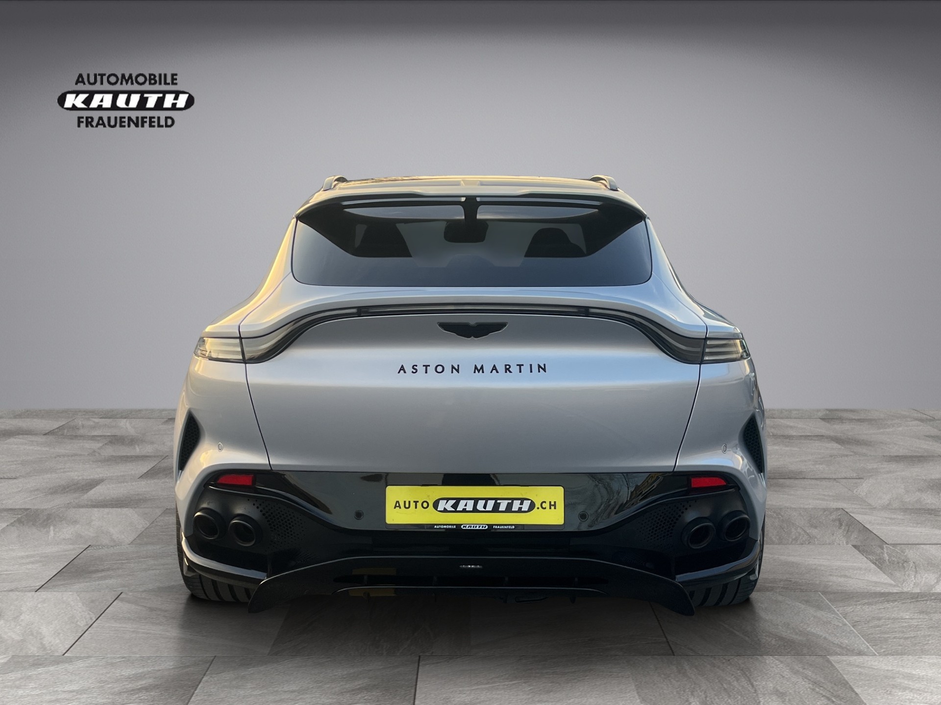 ASTON MARTIN DBX 4.0 V8*New Modell 707PS!!*-image-4