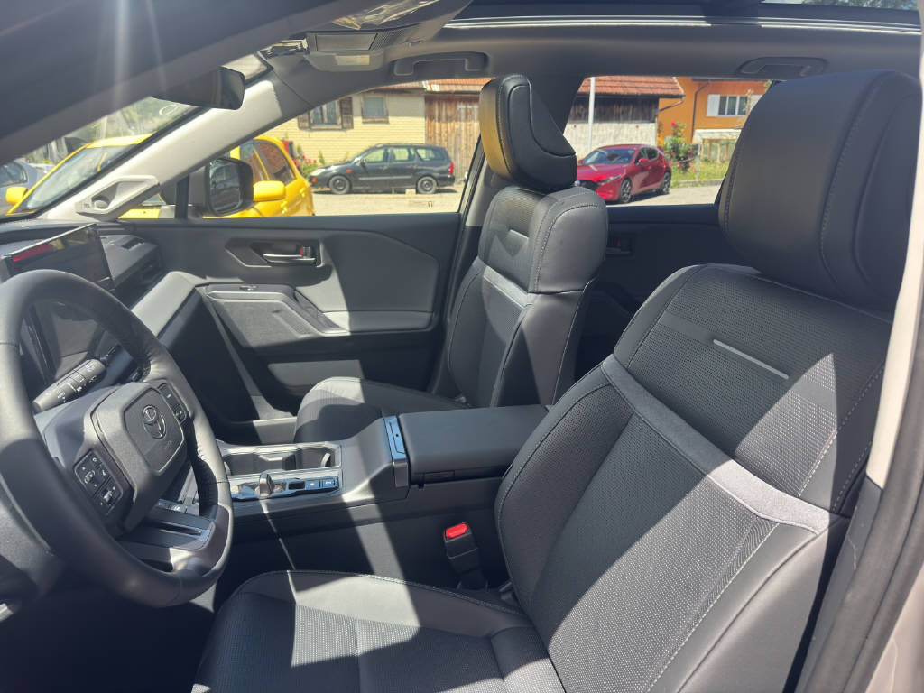 TOYOTA RAV-4 2.5 HEV Premium-image-4