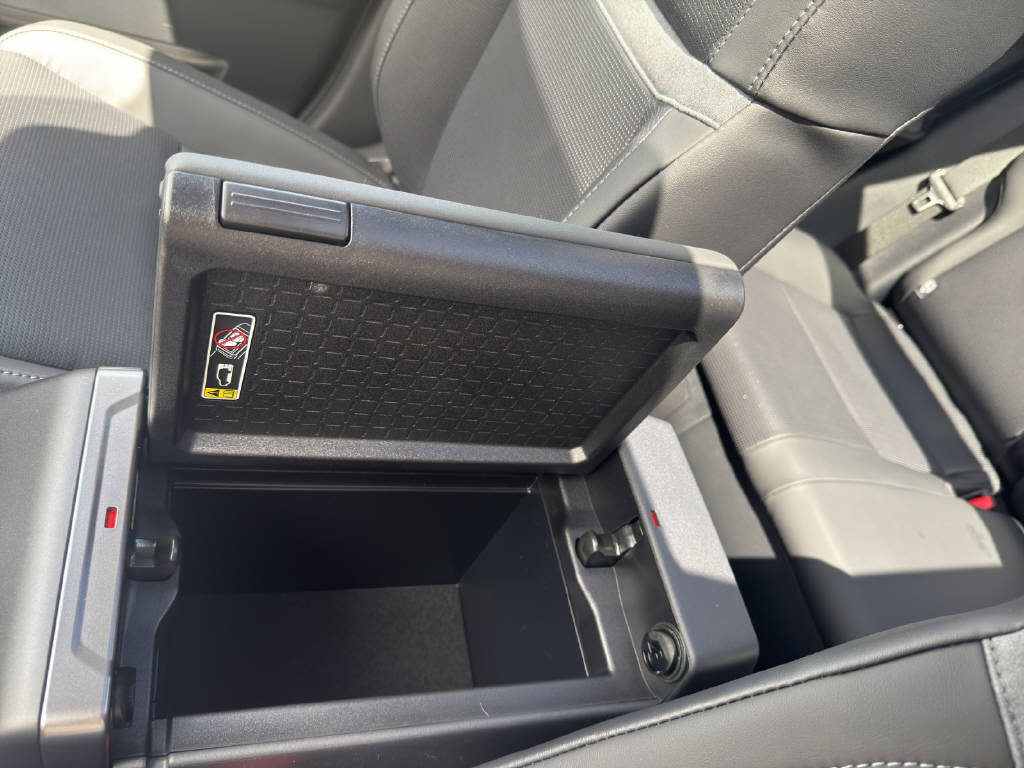 TOYOTA RAV-4 2.5 HEV Premium-image-13