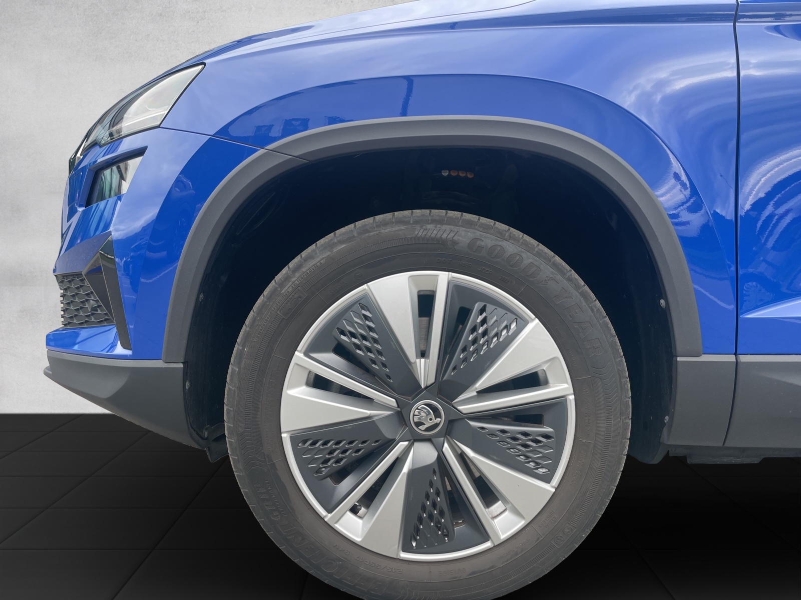SKODA Karoq 1.5 TSI Ambition-image-14