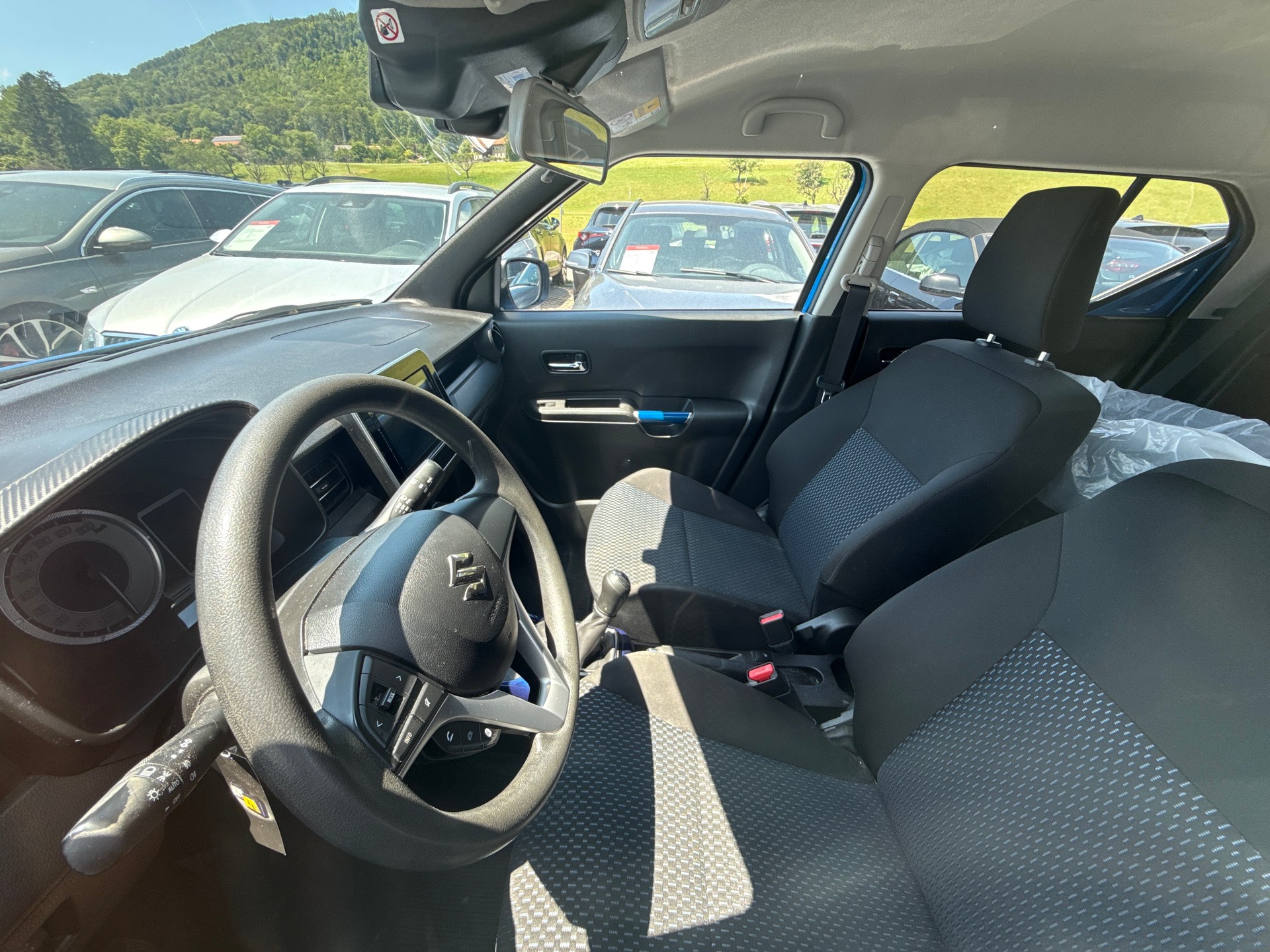 SUZUKI Ignis 1.2i Compact Top Hybrid 4x4-image-5