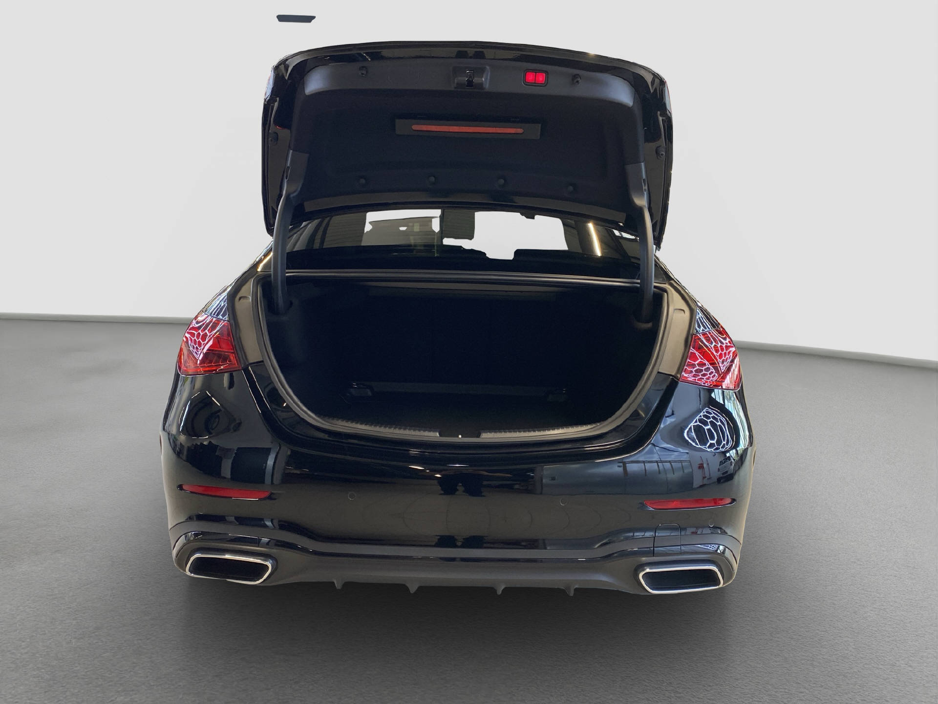MERCEDES-BENZ C 220 d Swiss Star AMG Line 4MATIC-image-14