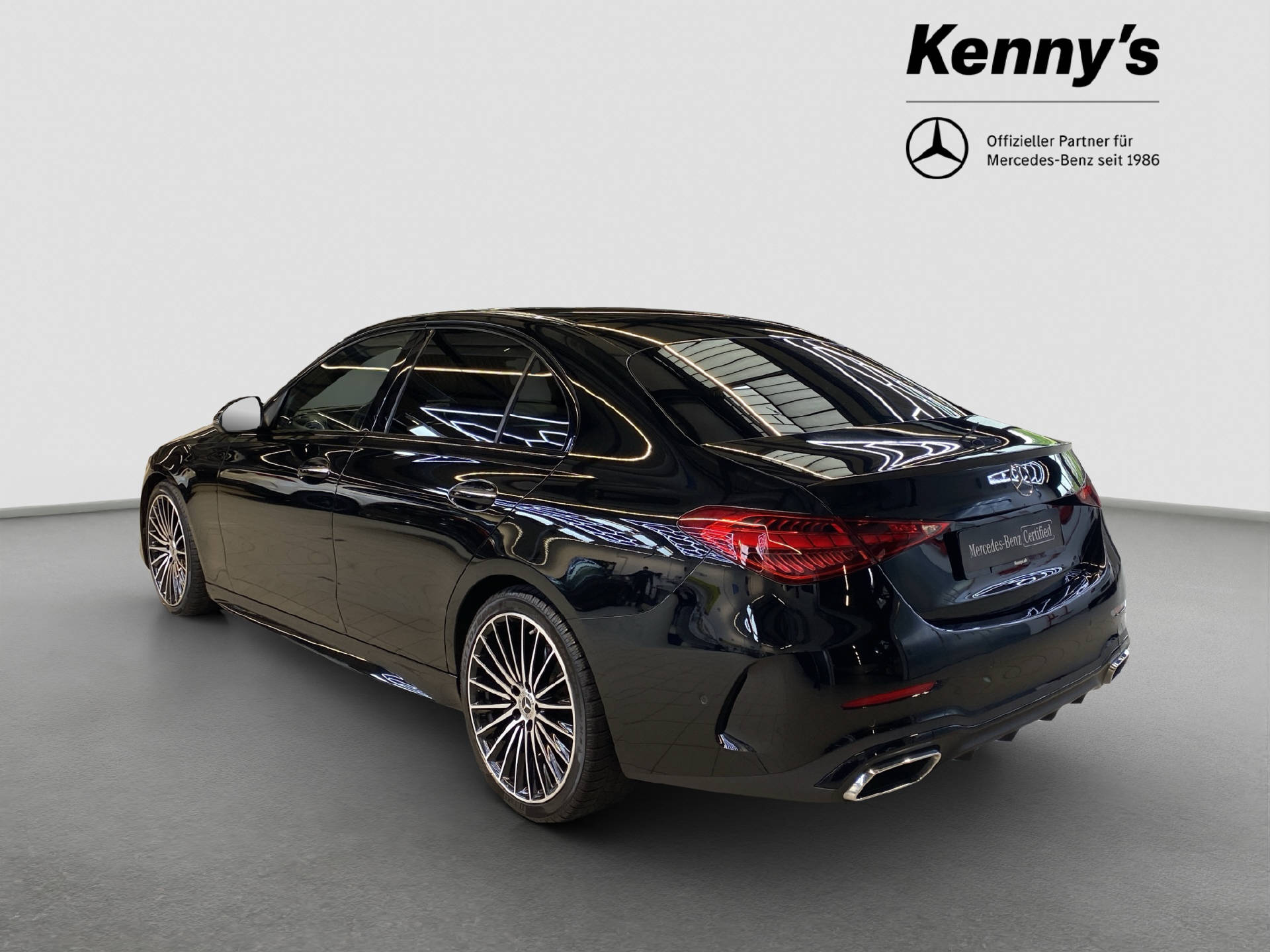 MERCEDES-BENZ C 220 d Swiss Star AMG Line 4MATIC-showroom-element-3