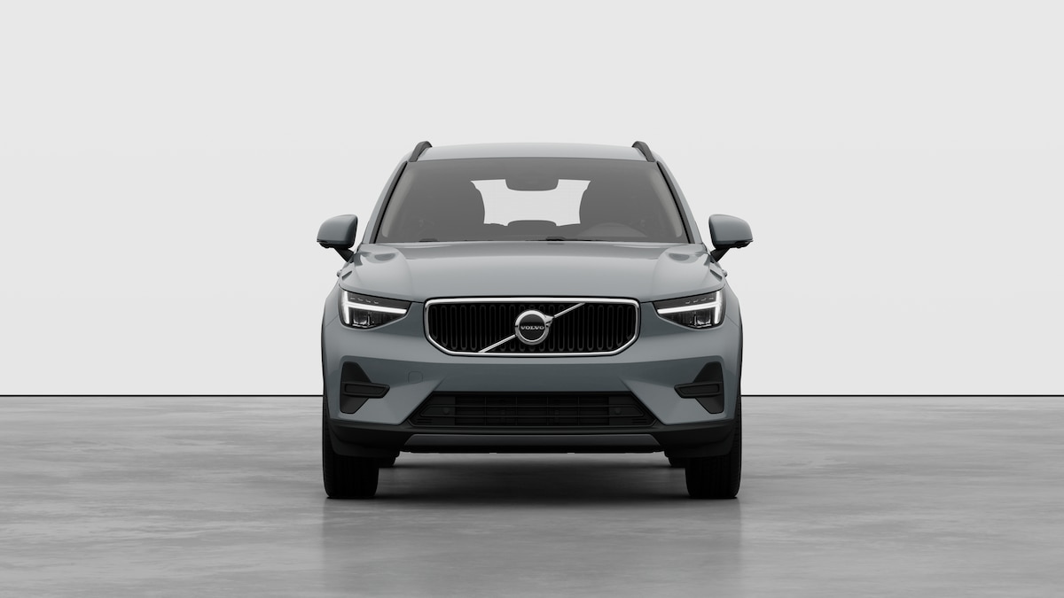VOLVO XC40 2.0 B3 MH Essential-image-4