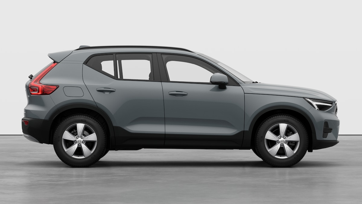 VOLVO XC40 2.0 B3 MH Essential-showroom-element-3