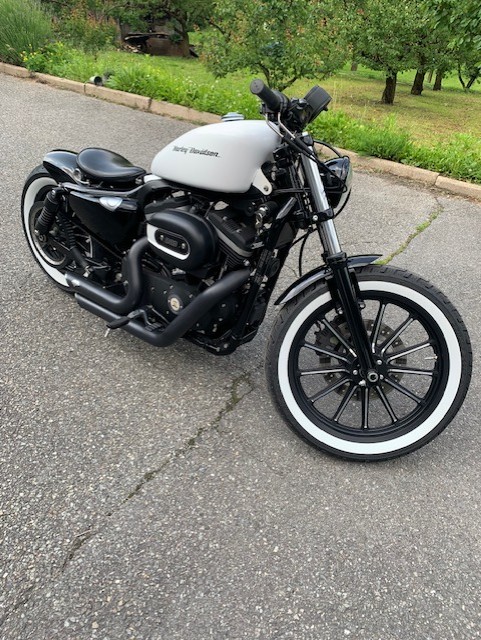 HARLEY-DAVIDSON XL 883 N Sportster Iron-image-3