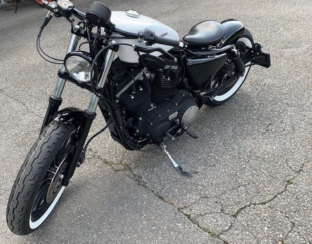 HARLEY-DAVIDSON XL 883 N Sportster Iron-image-1