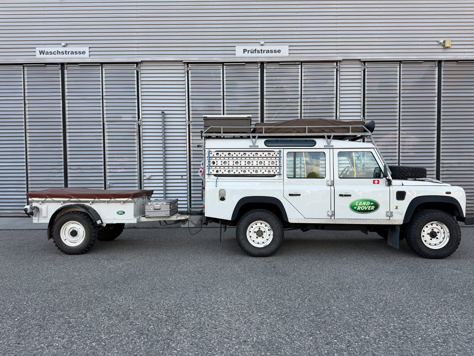 LAND ROVER Defender 110 CSW 2.5 Td5-image-4