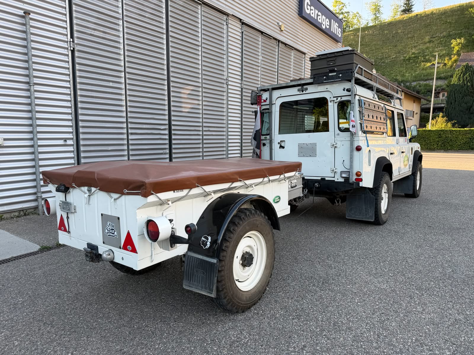 LAND ROVER Defender 110 CSW 2.5 Td5-image-9